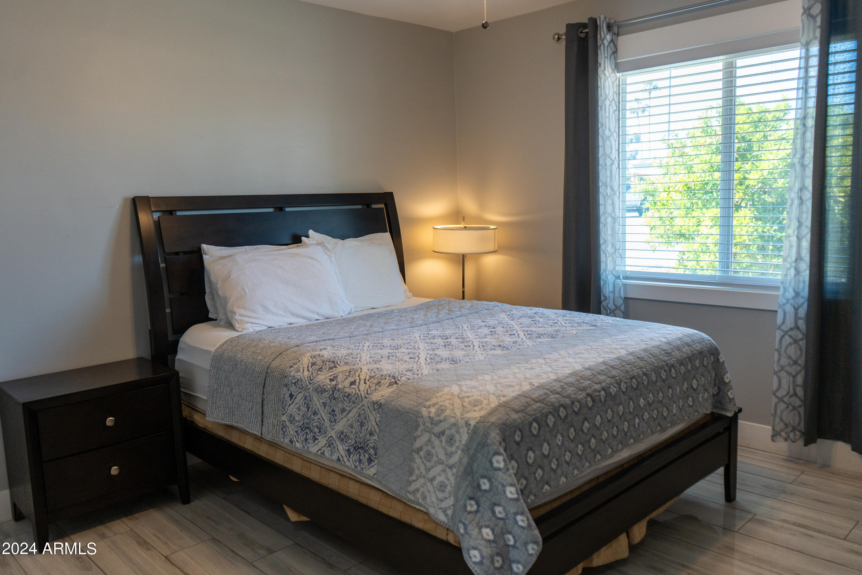 2145 W FAIRMOUNT Avenue