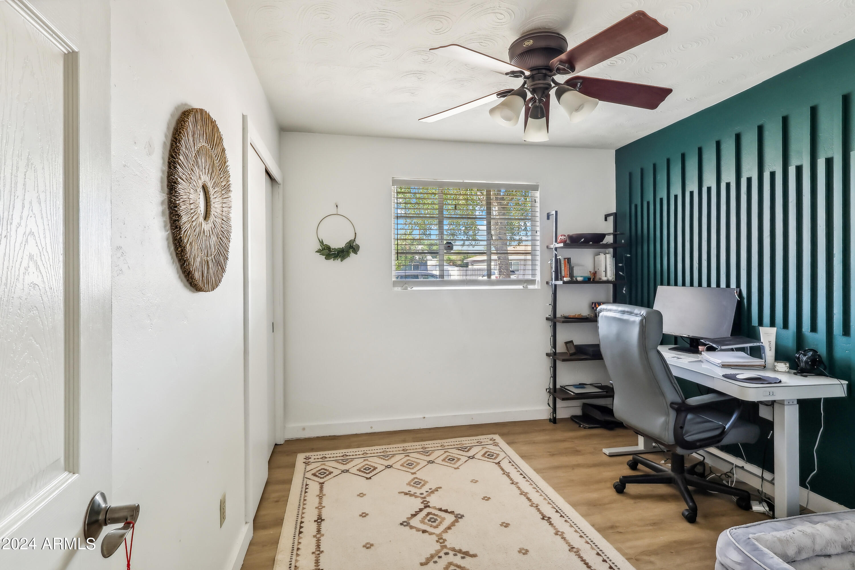 2329 E MONTECITO Avenue