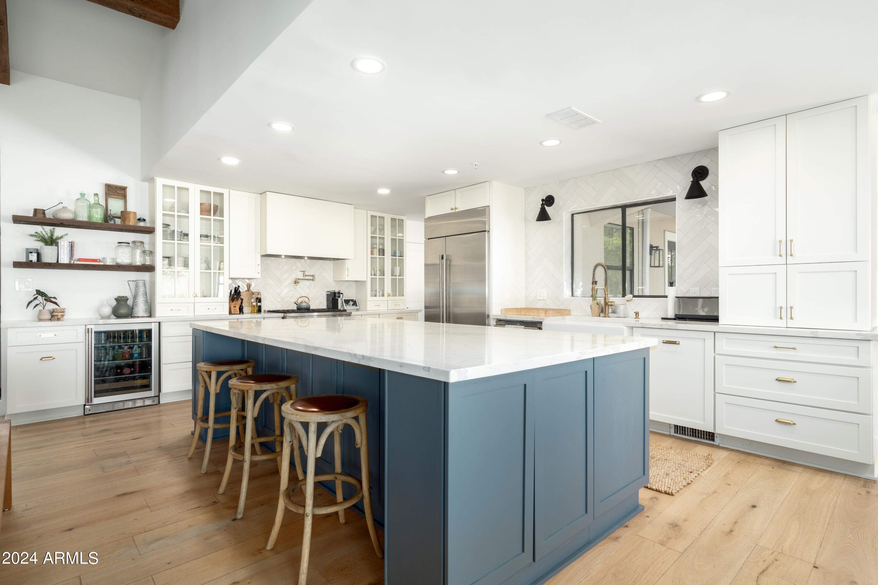 8634 E CLUBHOUSE Way