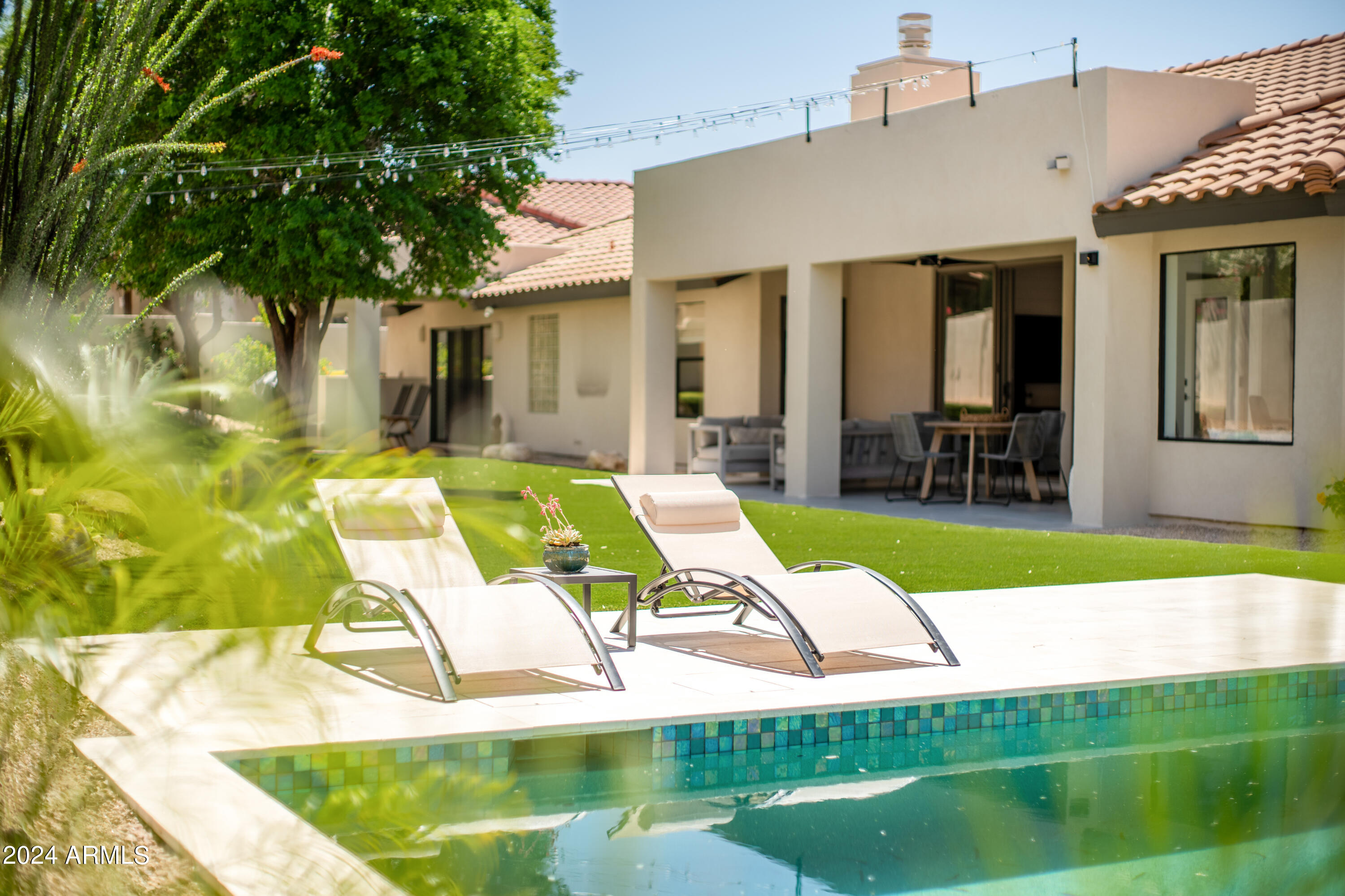 8634 E CLUBHOUSE Way