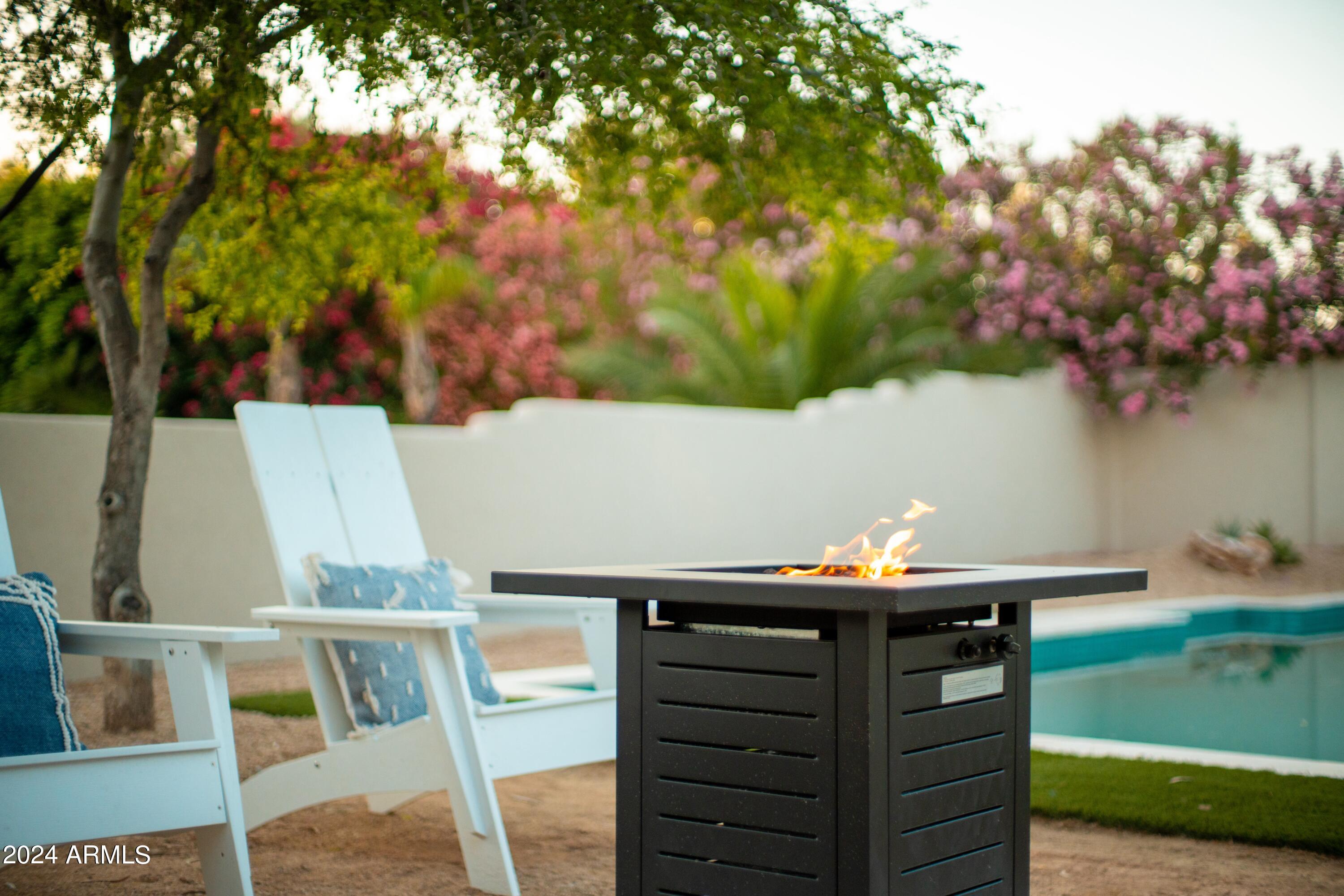 8634 E CLUBHOUSE Way