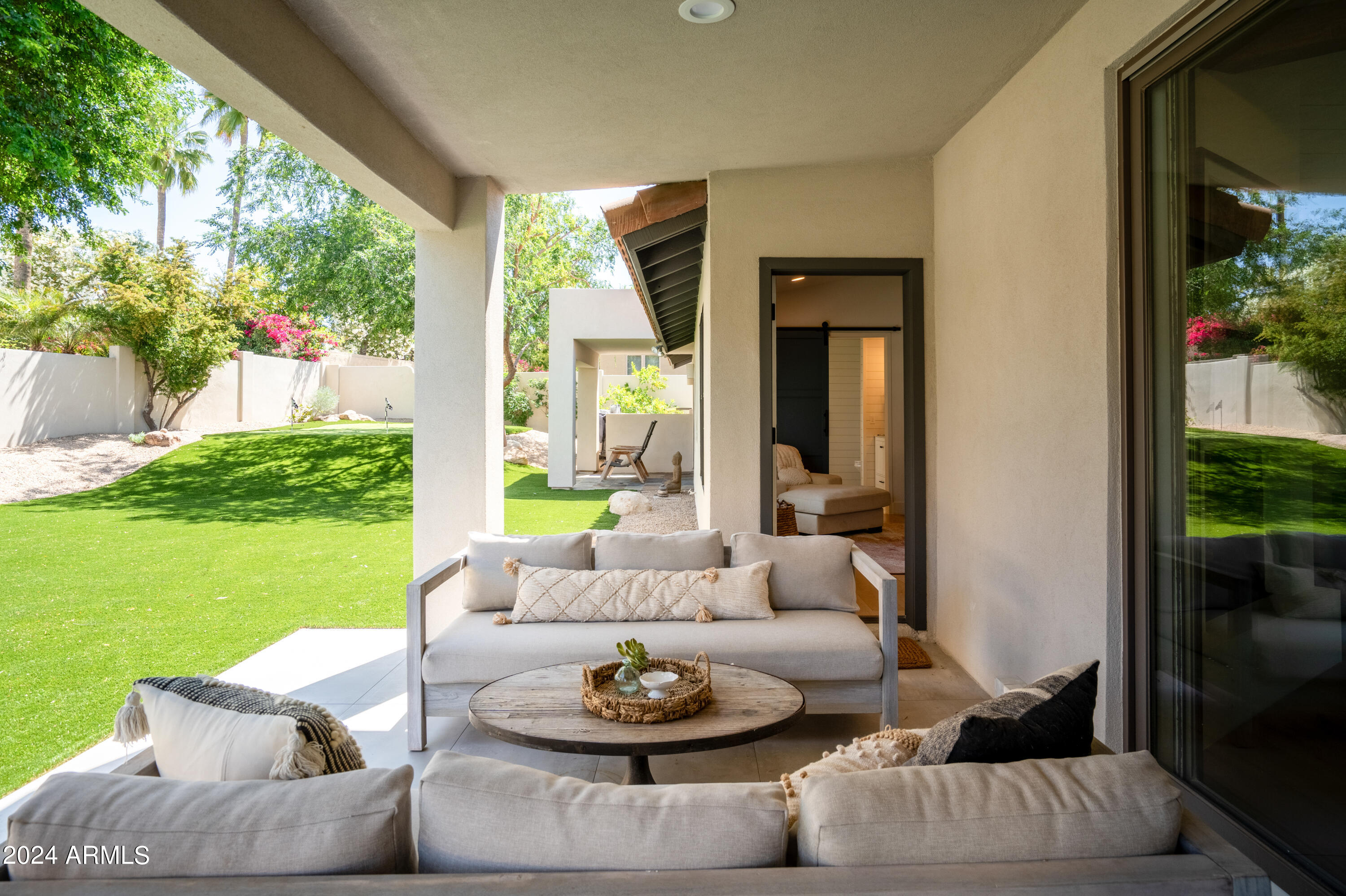 8634 E CLUBHOUSE Way