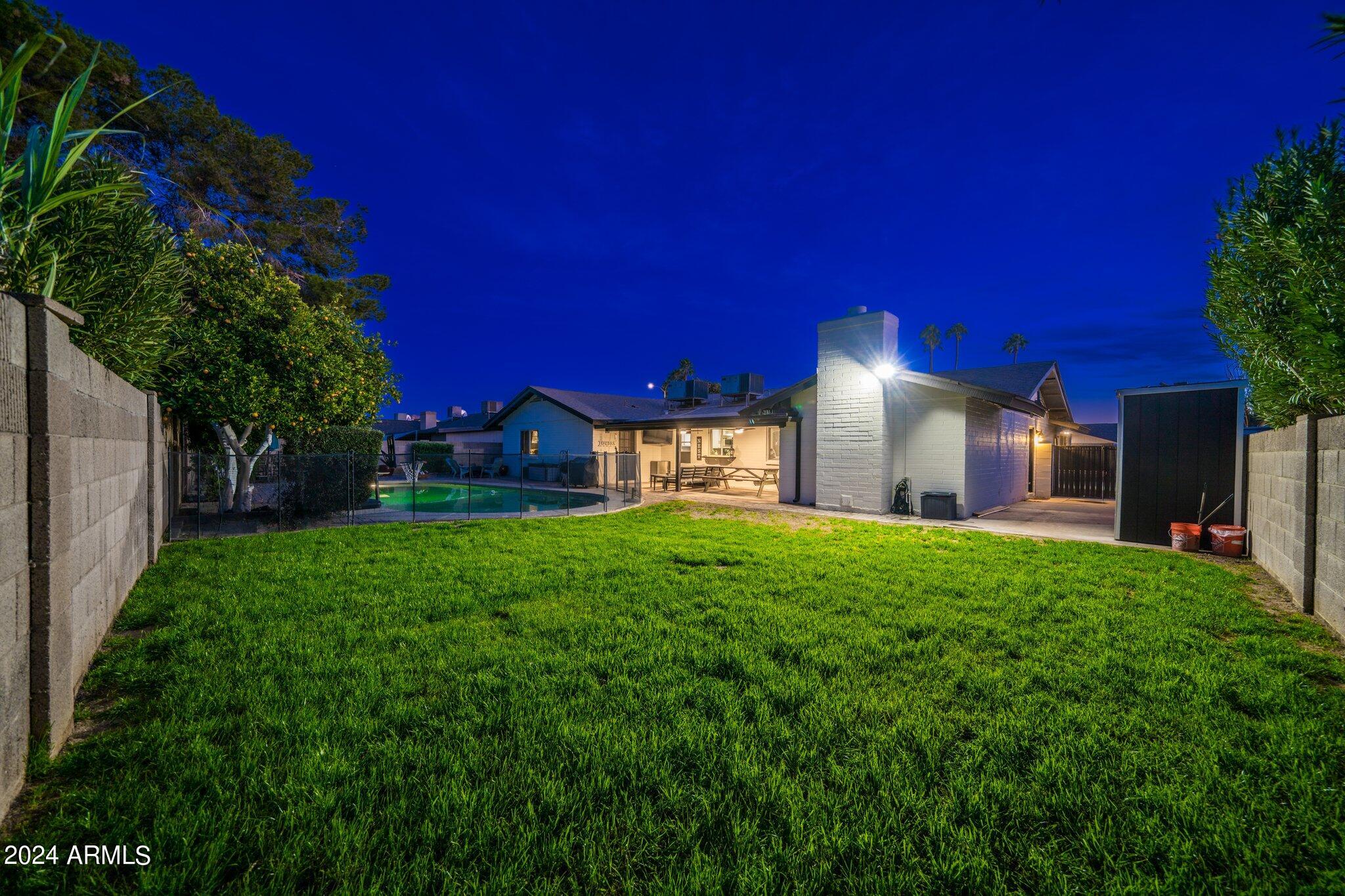 2442 E EVERGREEN Street