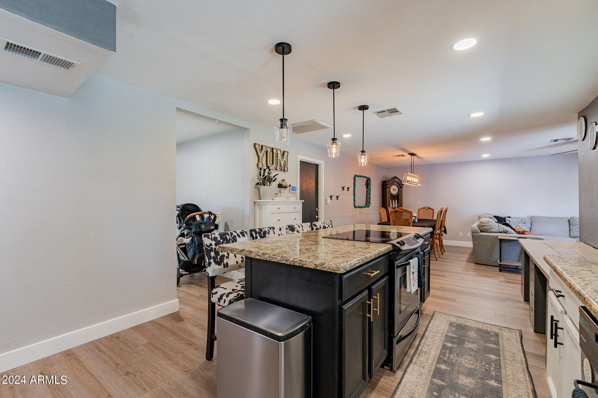 2442 E EVERGREEN Street