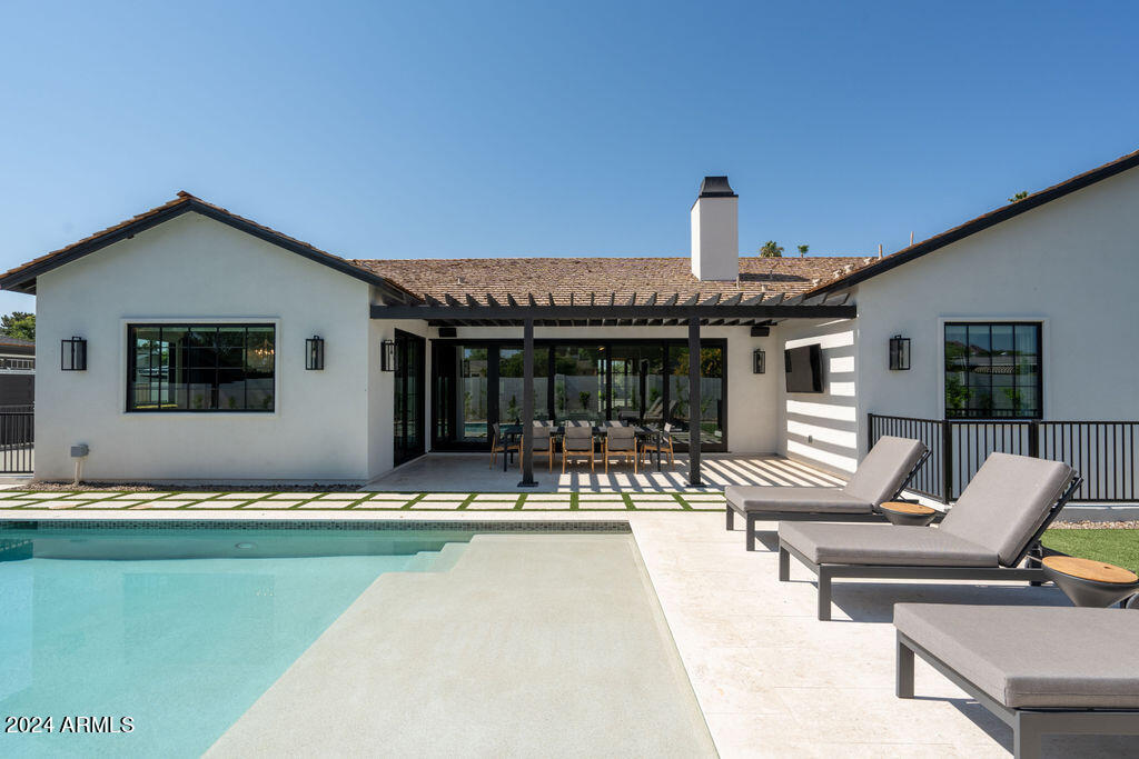 6044 E CALLE DEL PAISANO