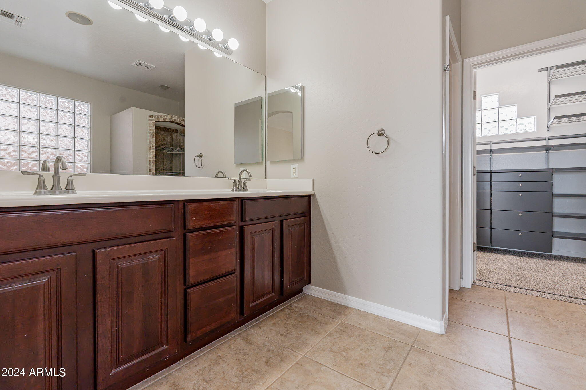 14587 W HILLSIDE Street