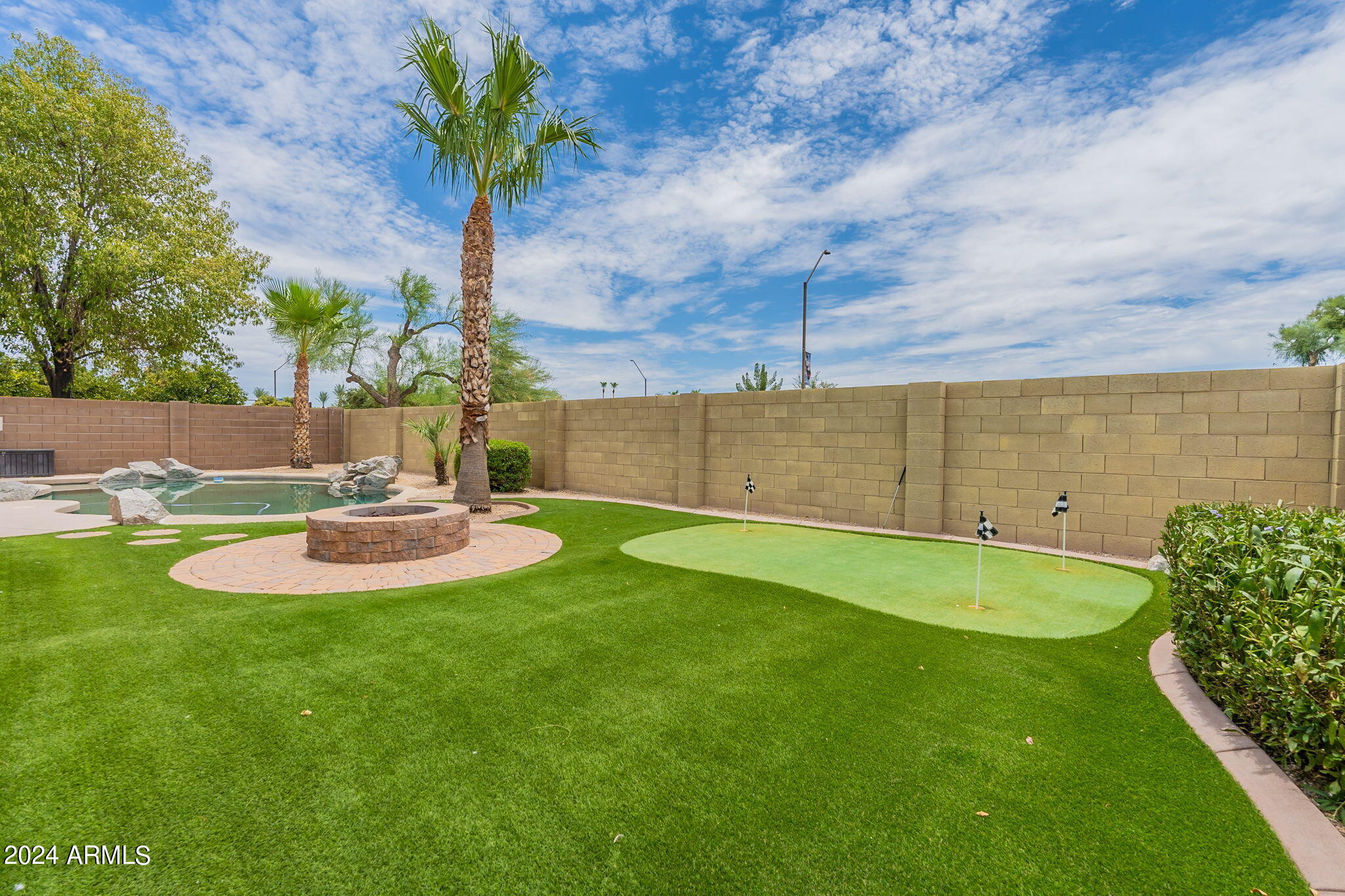 14587 W HILLSIDE Street