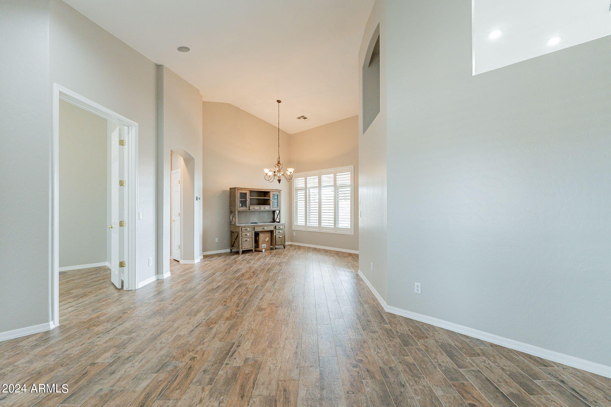 14587 W HILLSIDE Street