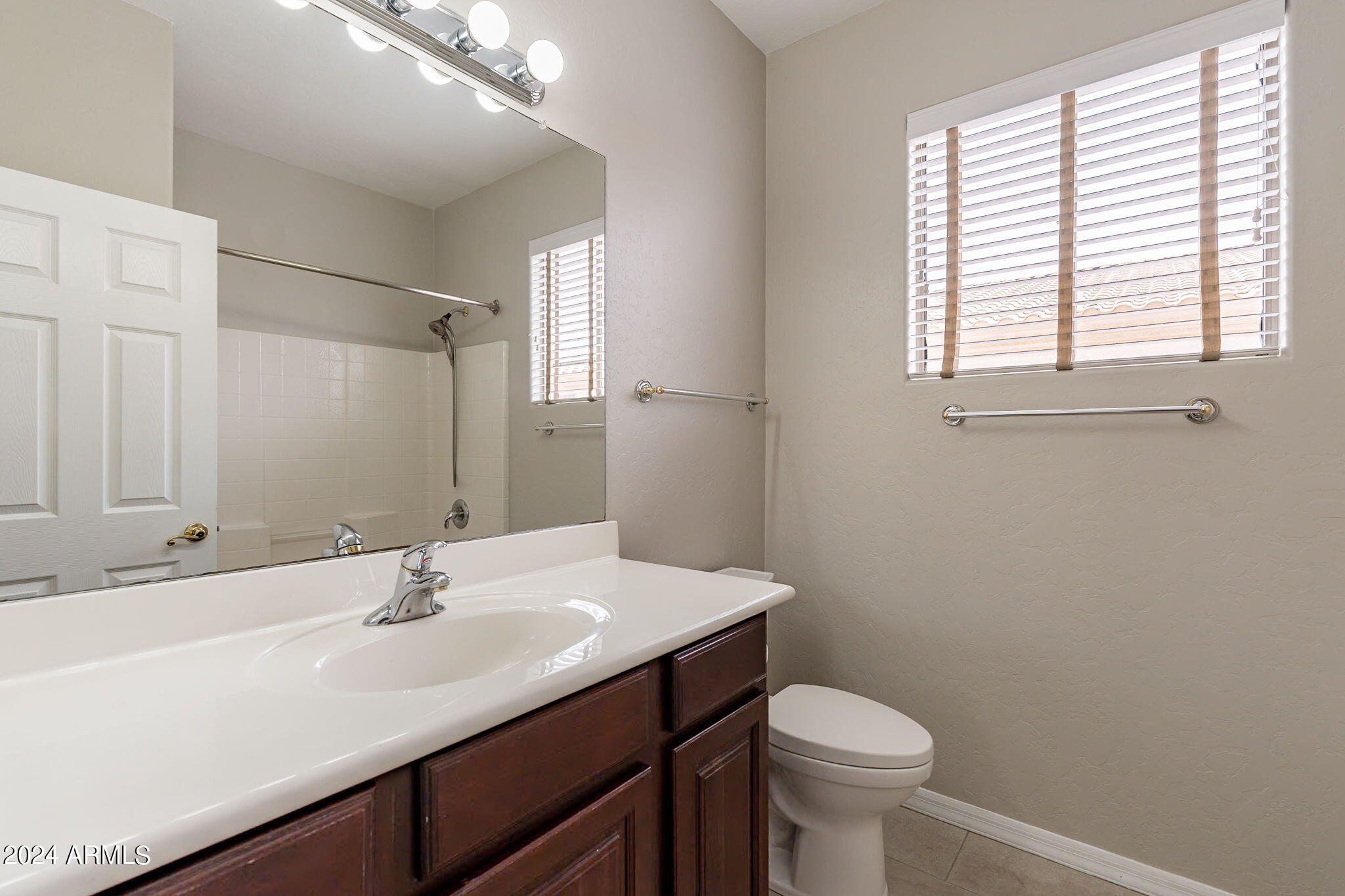 14587 W HILLSIDE Street