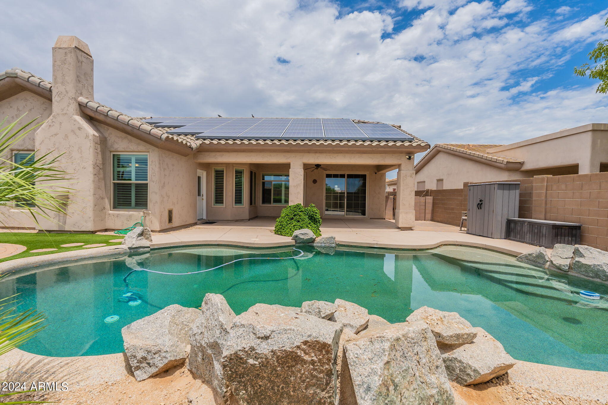 14587 W HILLSIDE Street