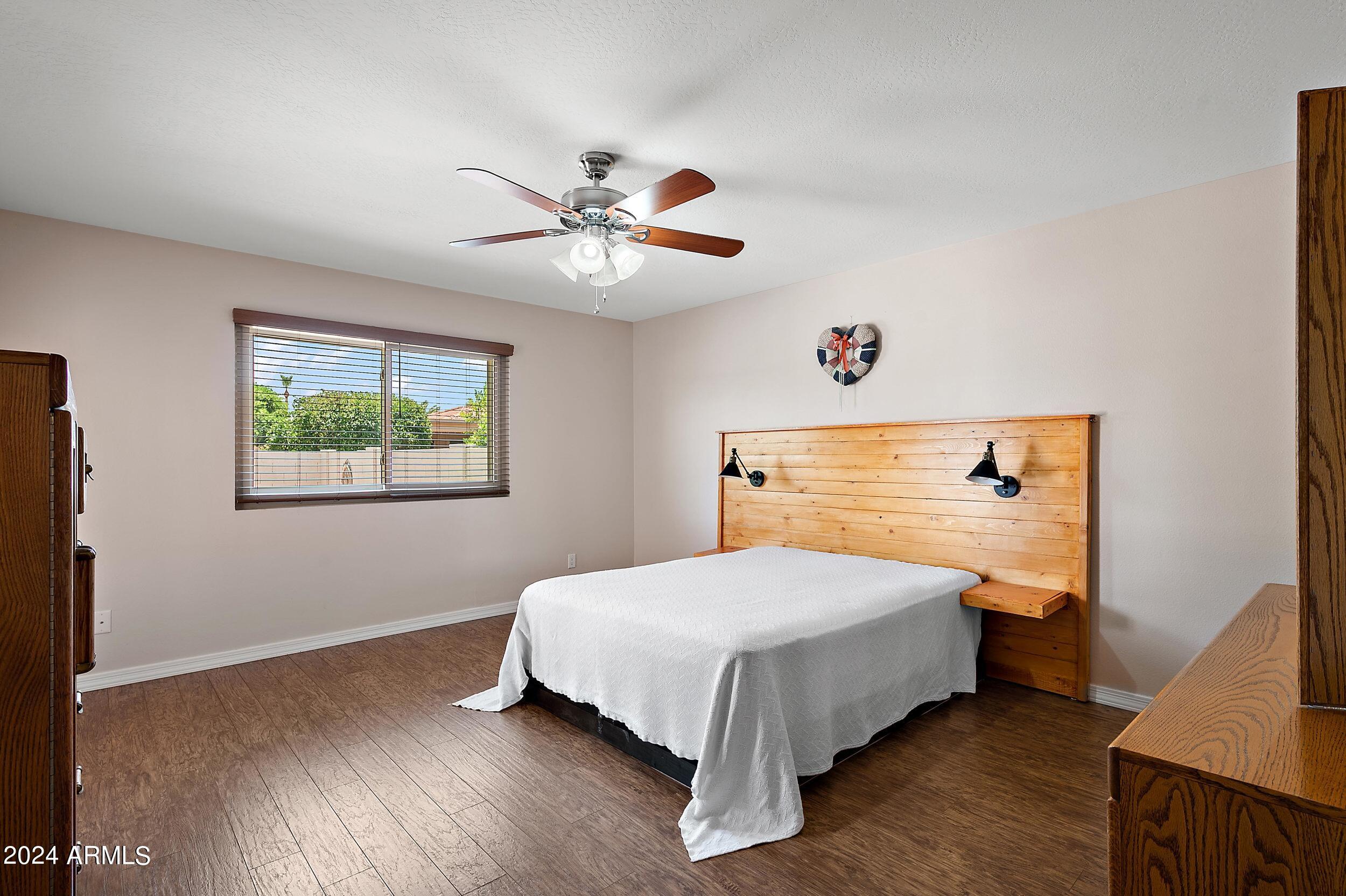 10409 E TWILIGHT Drive