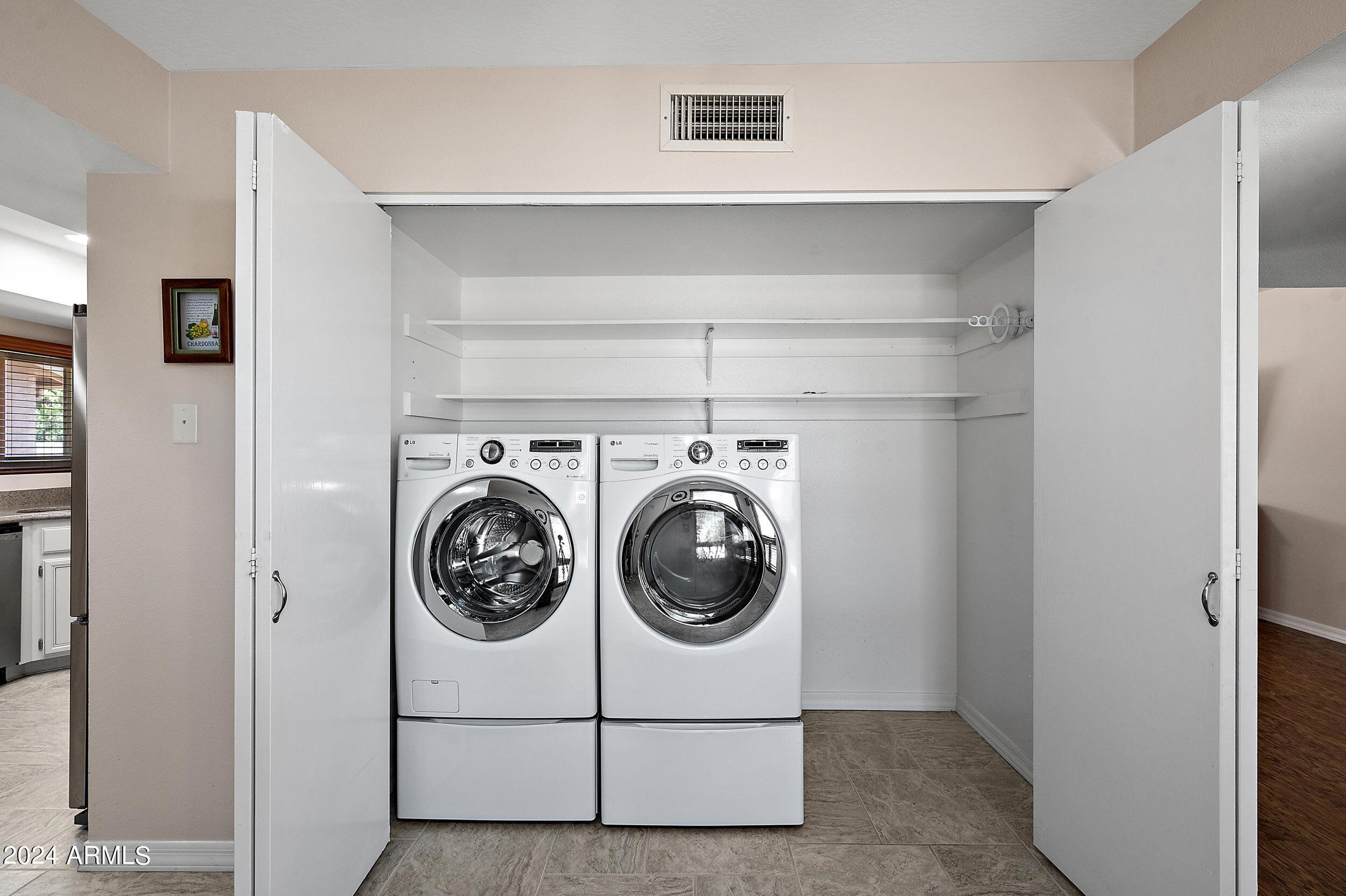 10409 E TWILIGHT Drive