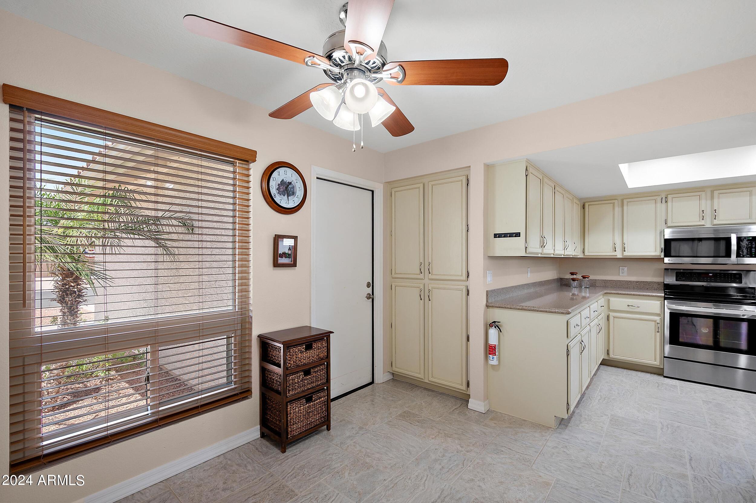 10409 E TWILIGHT Drive