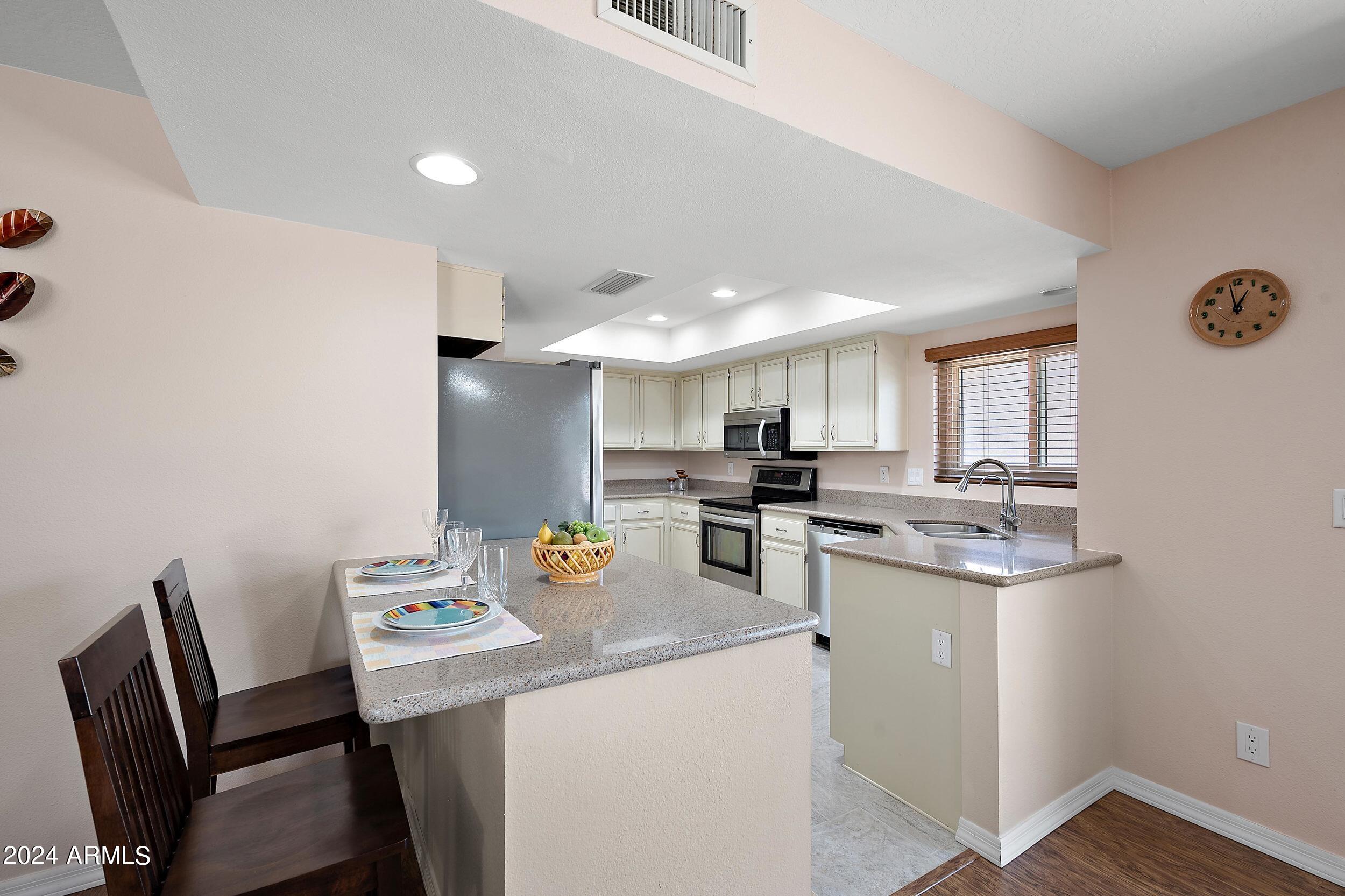 10409 E TWILIGHT Drive