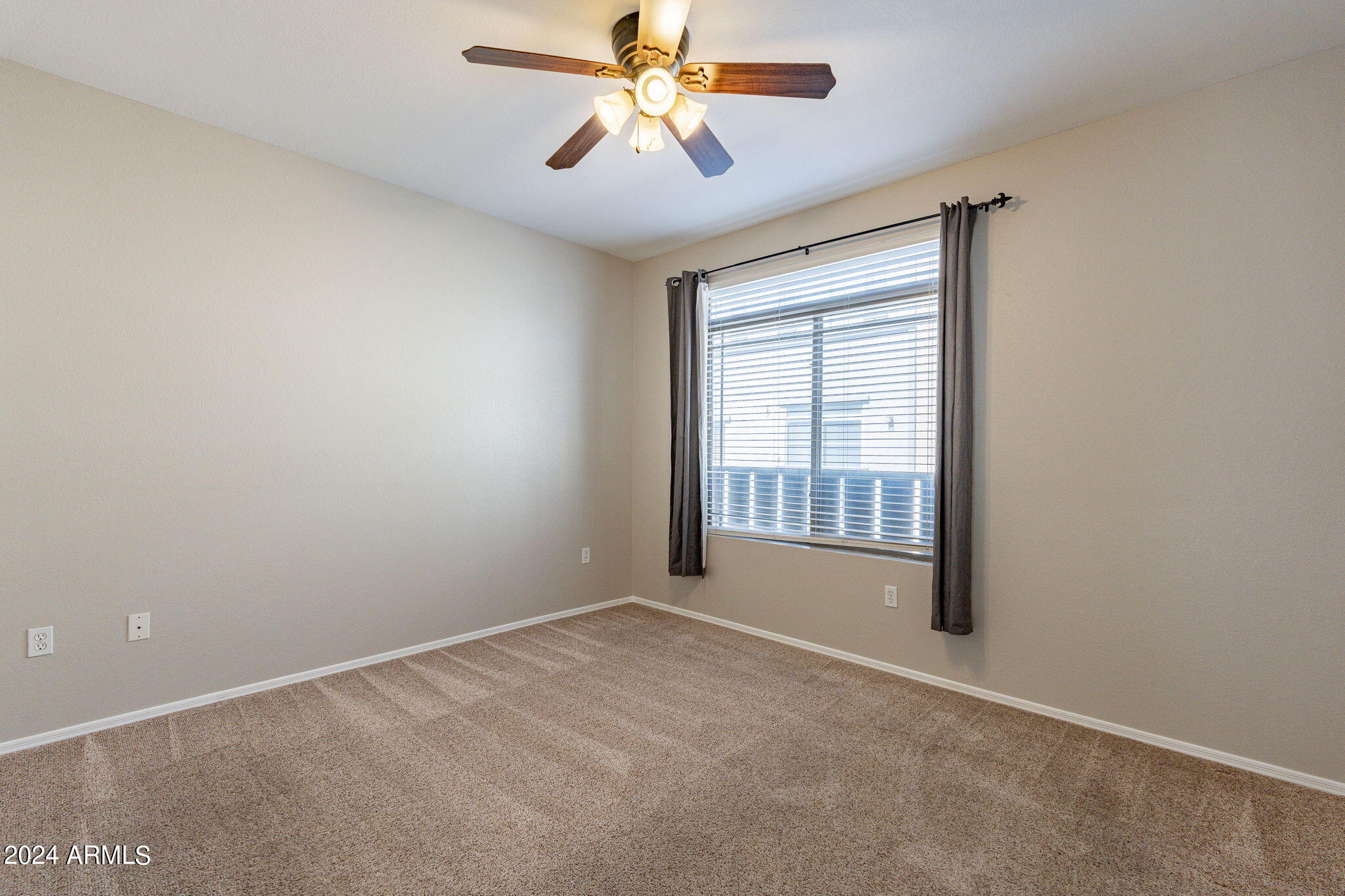 16825 N 14TH Street, 11