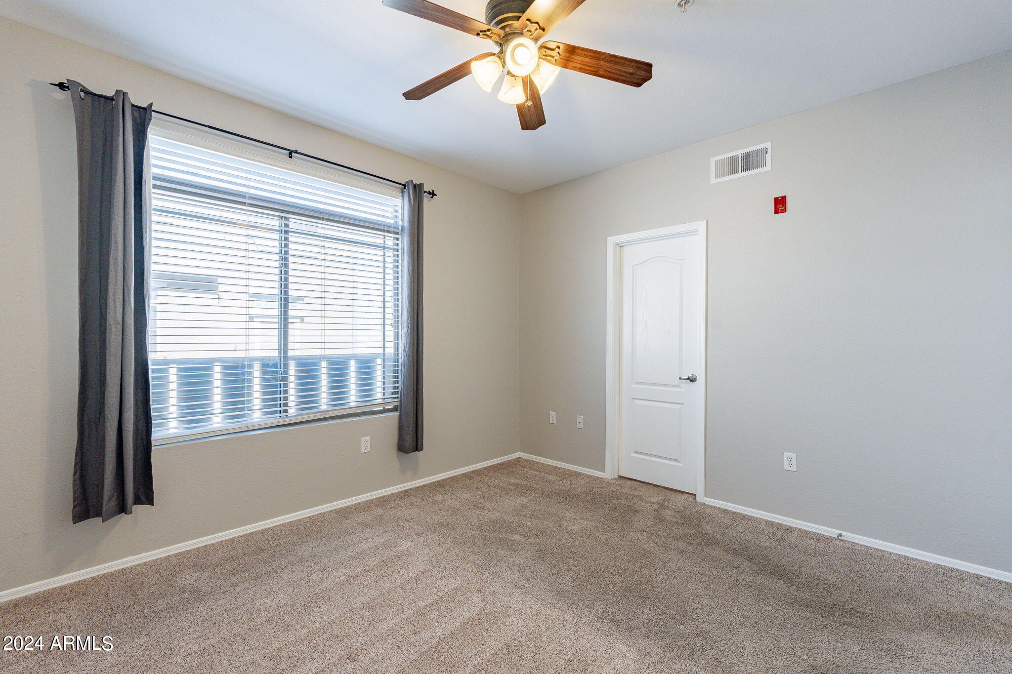 16825 N 14TH Street, 11