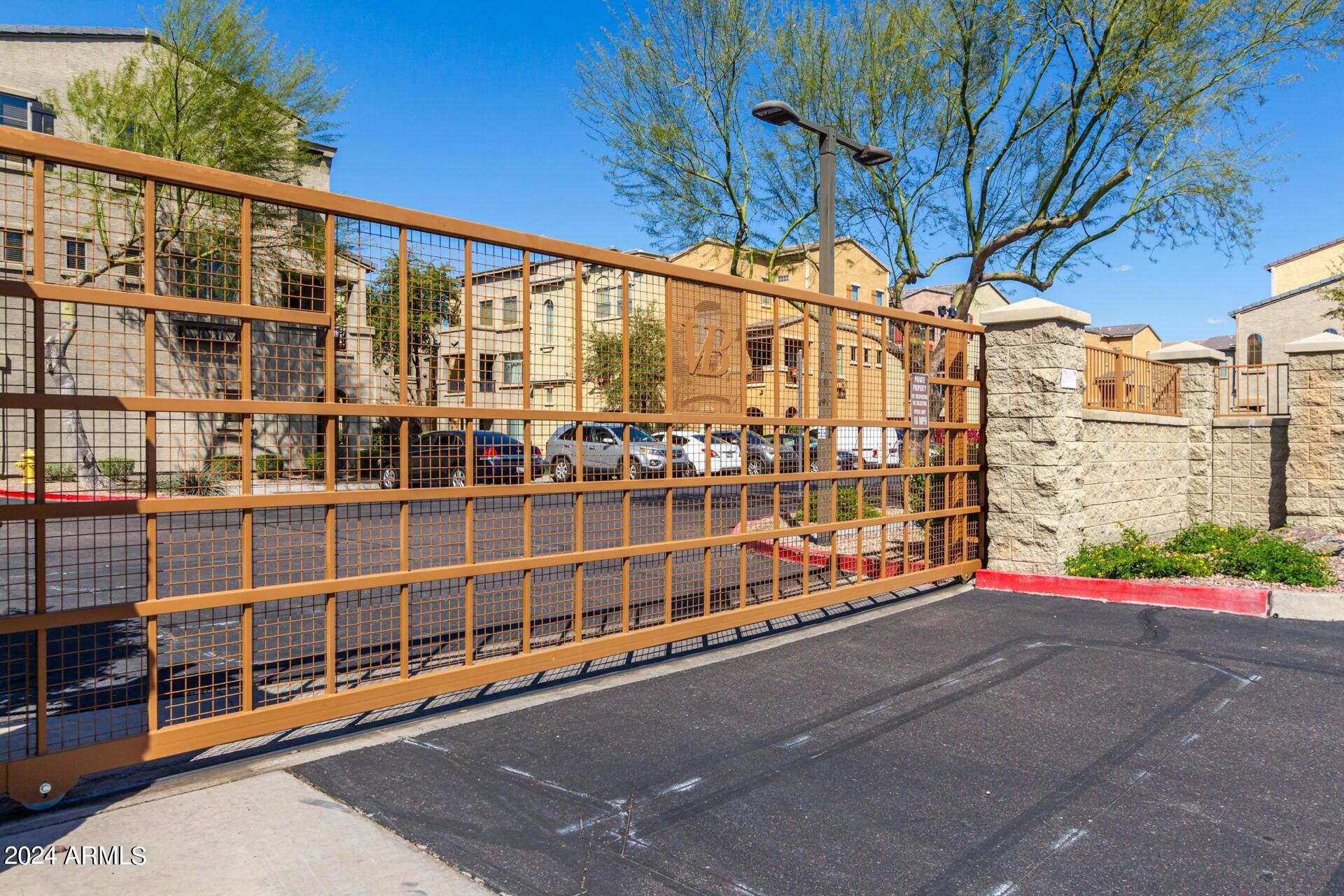 16825 N 14TH Street, 11