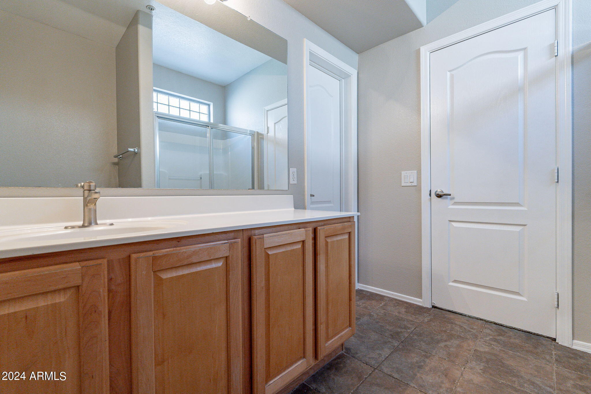 16825 N 14TH Street, 11