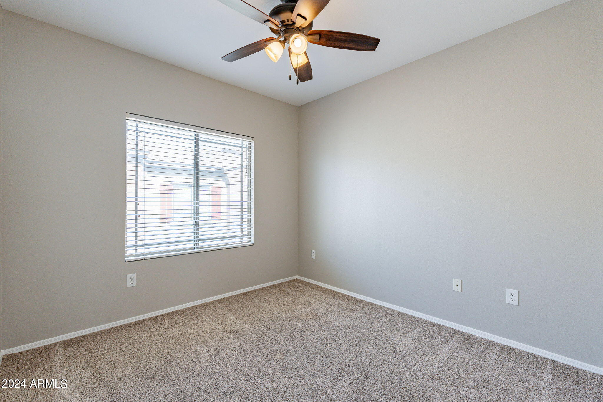 16825 N 14TH Street, 11