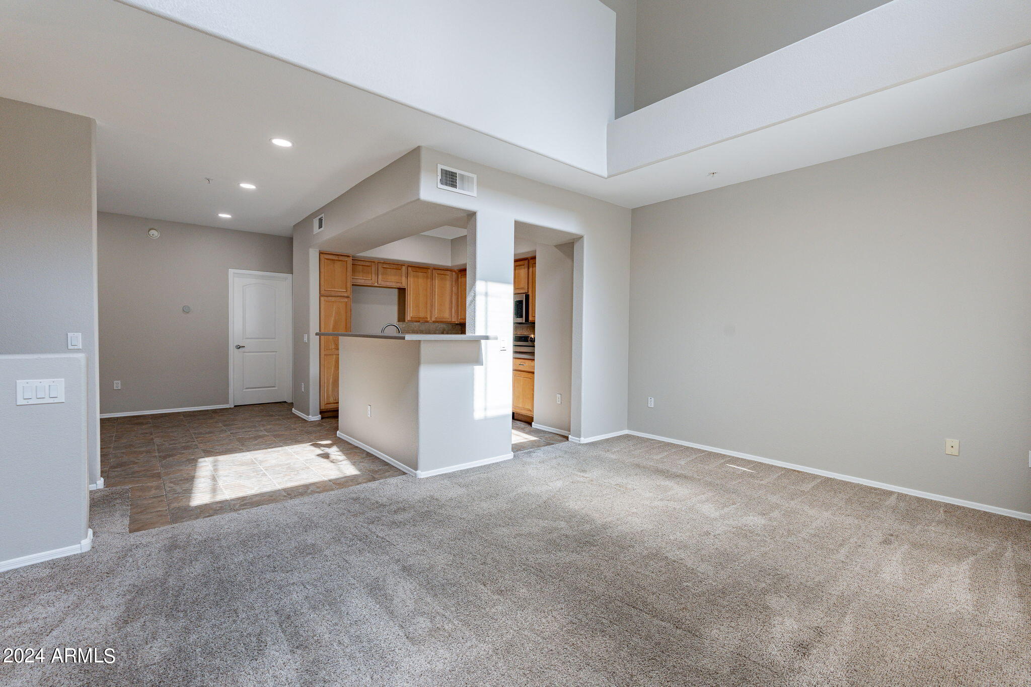 16825 N 14TH Street, 11