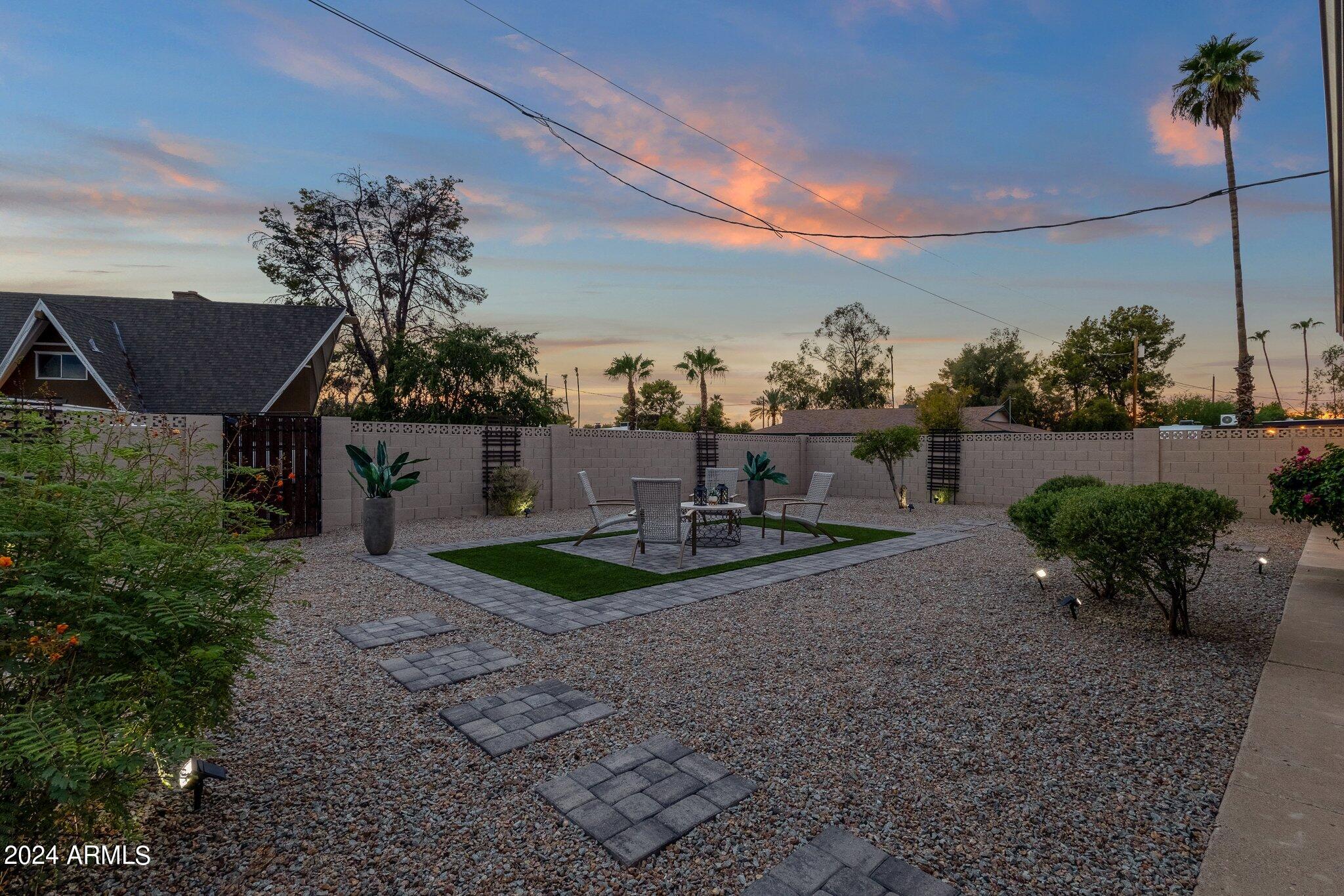 3749 E POINSETTIA Drive