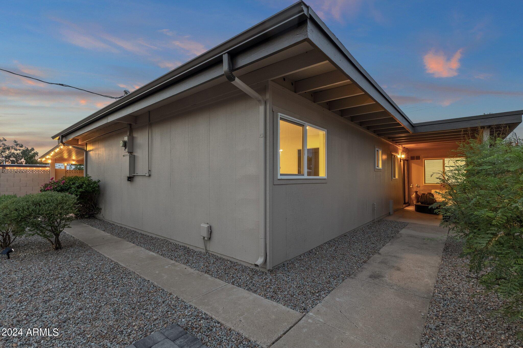 3749 E POINSETTIA Drive