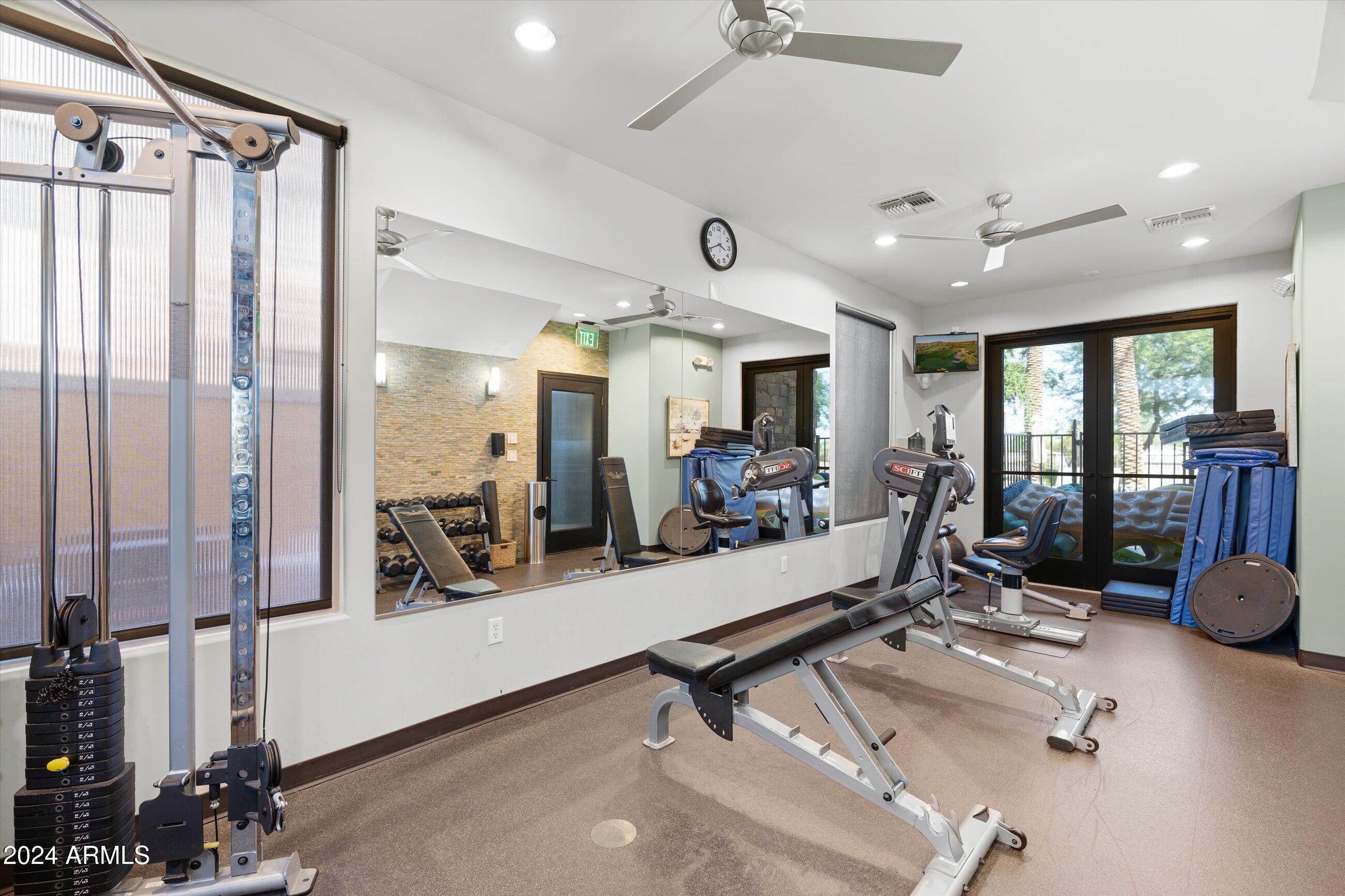 4931 N WOODMERE FAIRWAY 1005