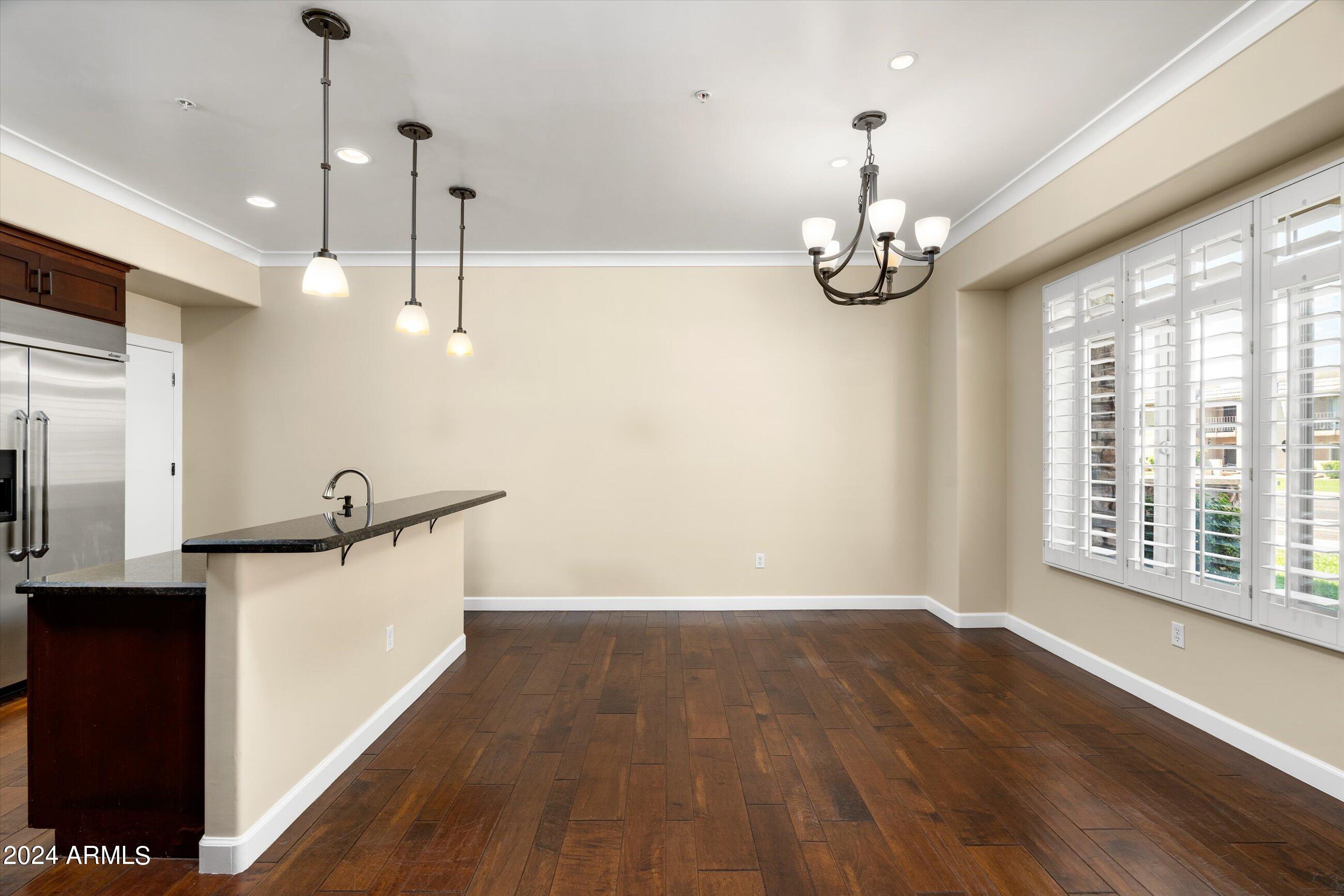 4931 N WOODMERE FAIRWAY 1005