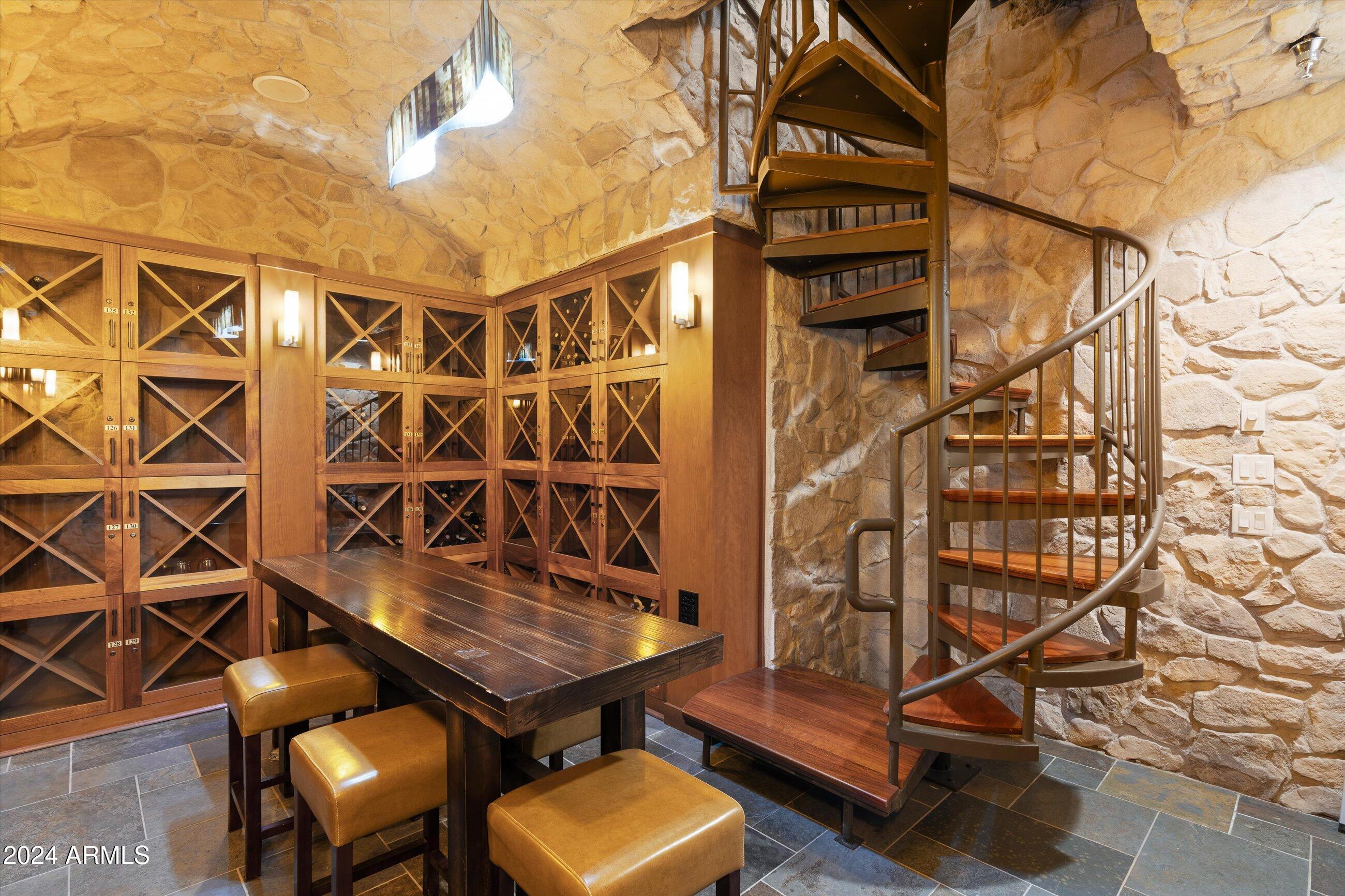 4931 N WOODMERE FAIRWAY 1005