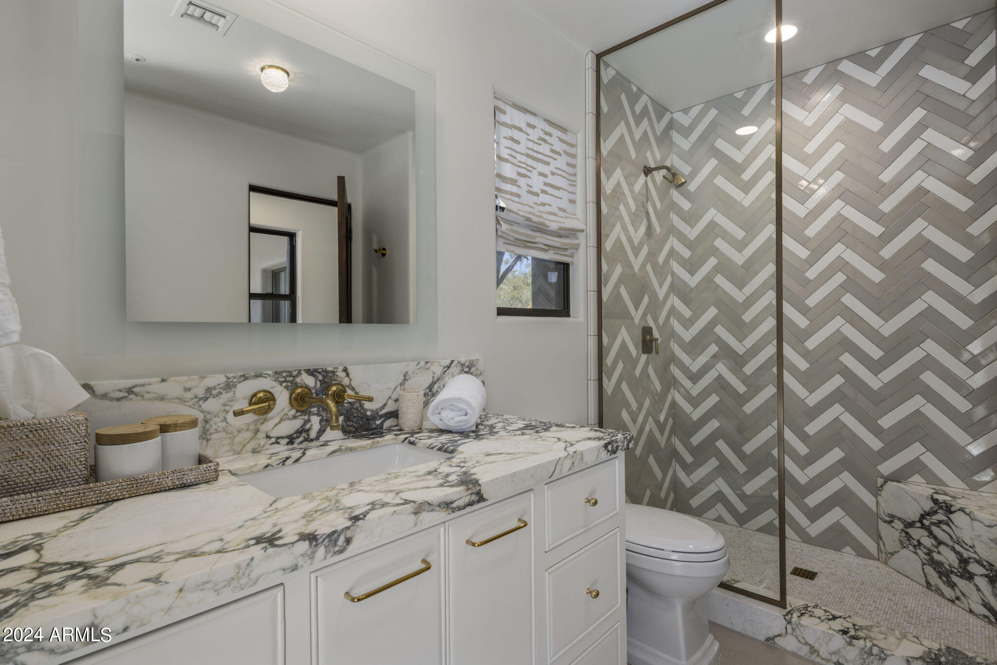 10040 E HAPPY VALLEY Road 1010