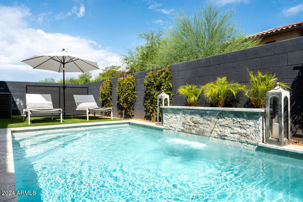 7258 E CAMINO SALIDA DEL SOL