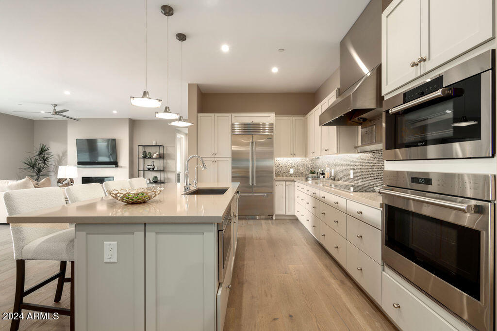 6166 N SCOTTSDALE Road, B1003