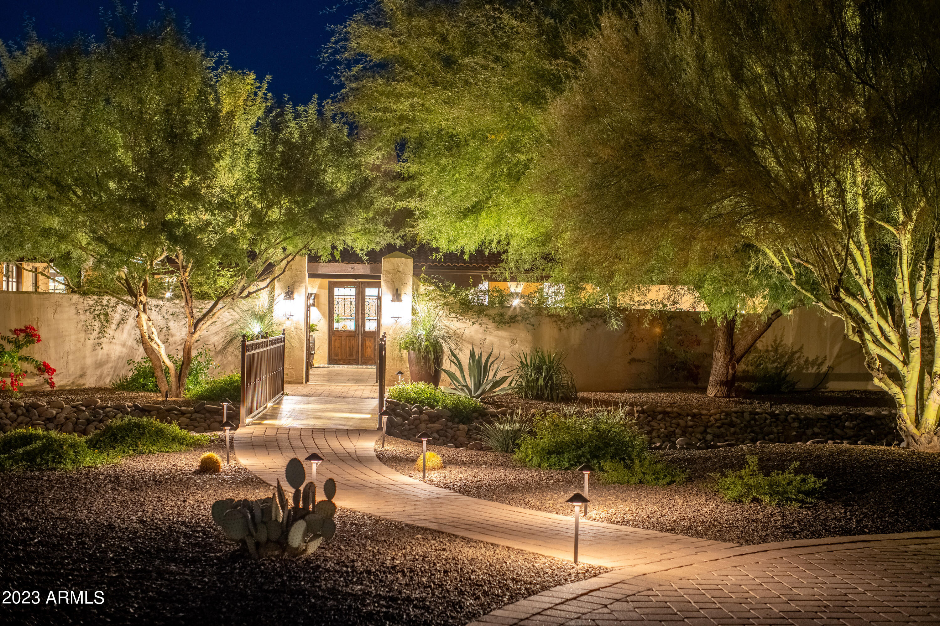 14114 E MILTON Court