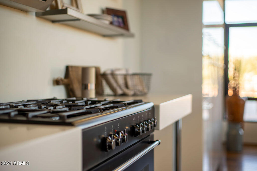 7301 E 3RD Avenue, 411