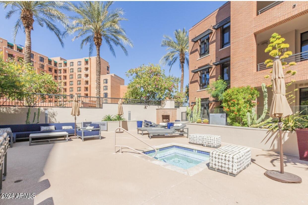 7301 E 3RD Avenue, 411