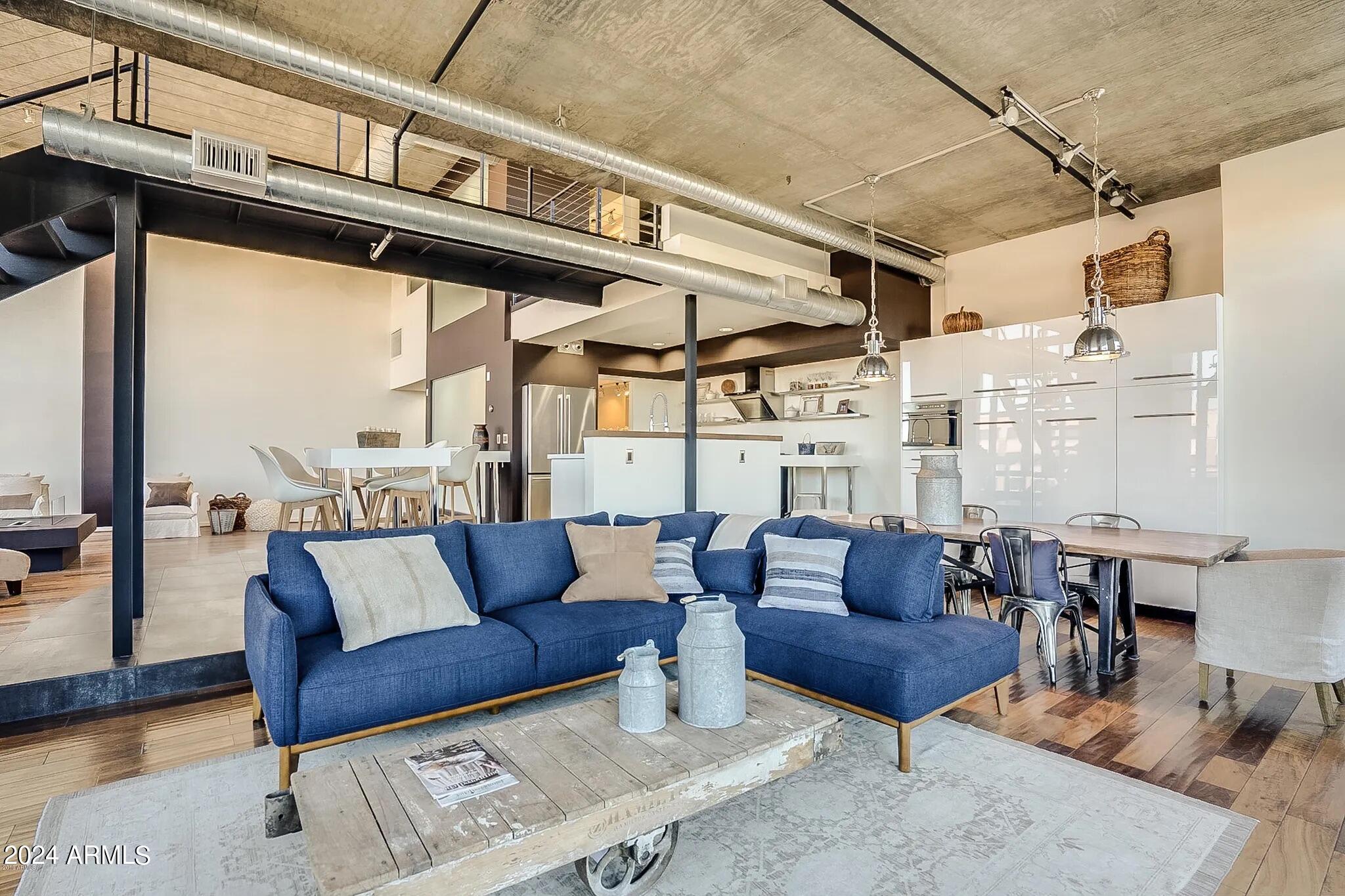 7301 E 3RD Avenue, 411