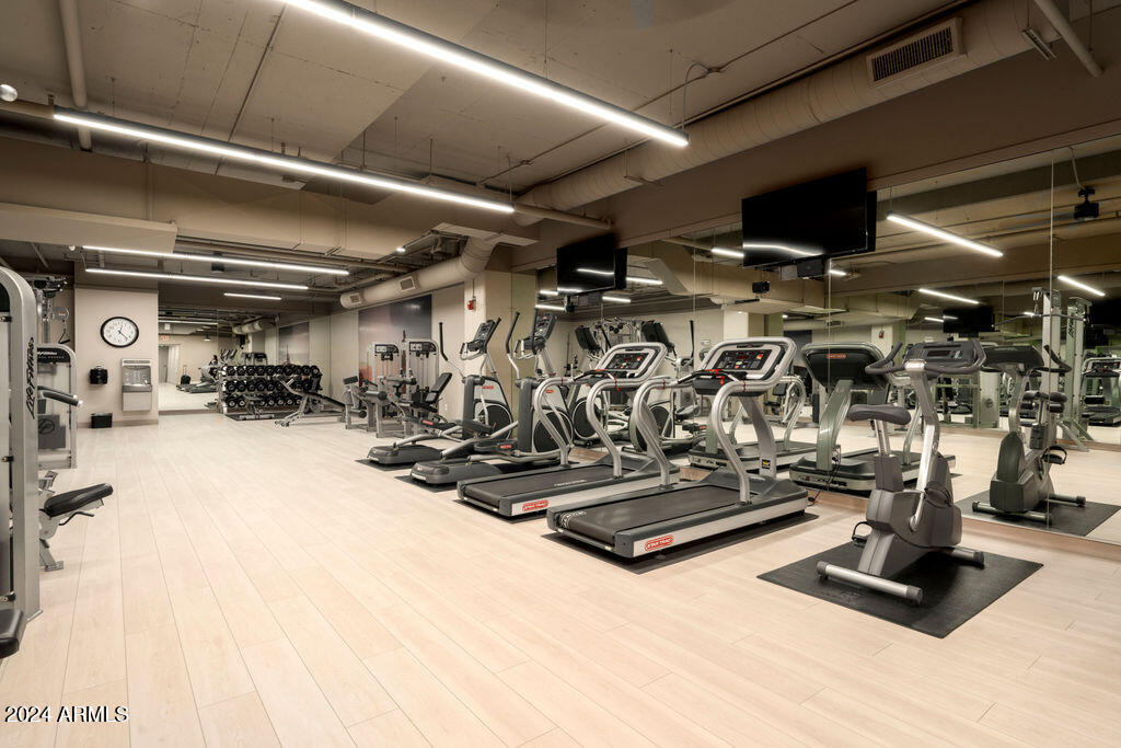 7301 E 3RD Avenue, 411