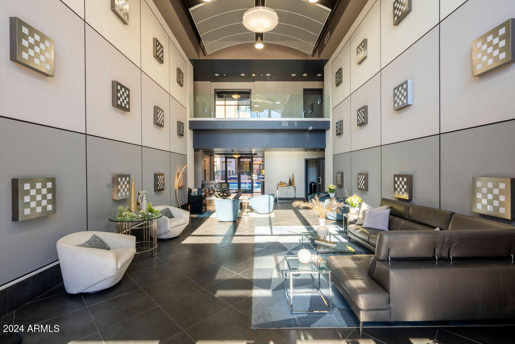 7301 E 3RD Avenue, 411