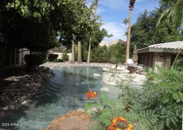 5219 N 24TH Street, 108