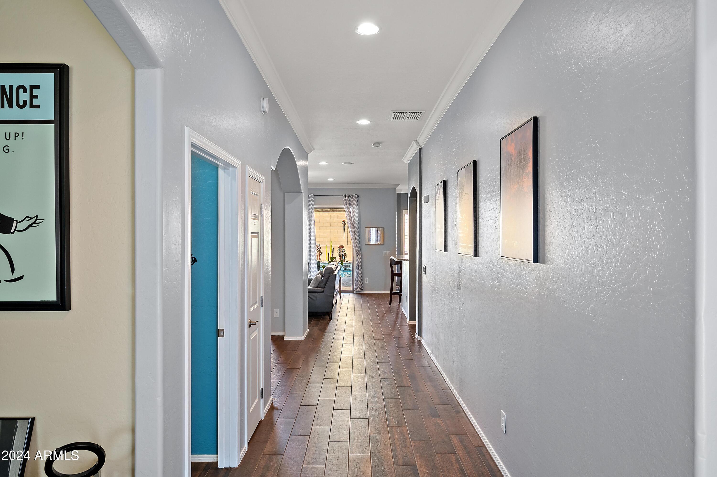 2412 W CRIMSON Terrace