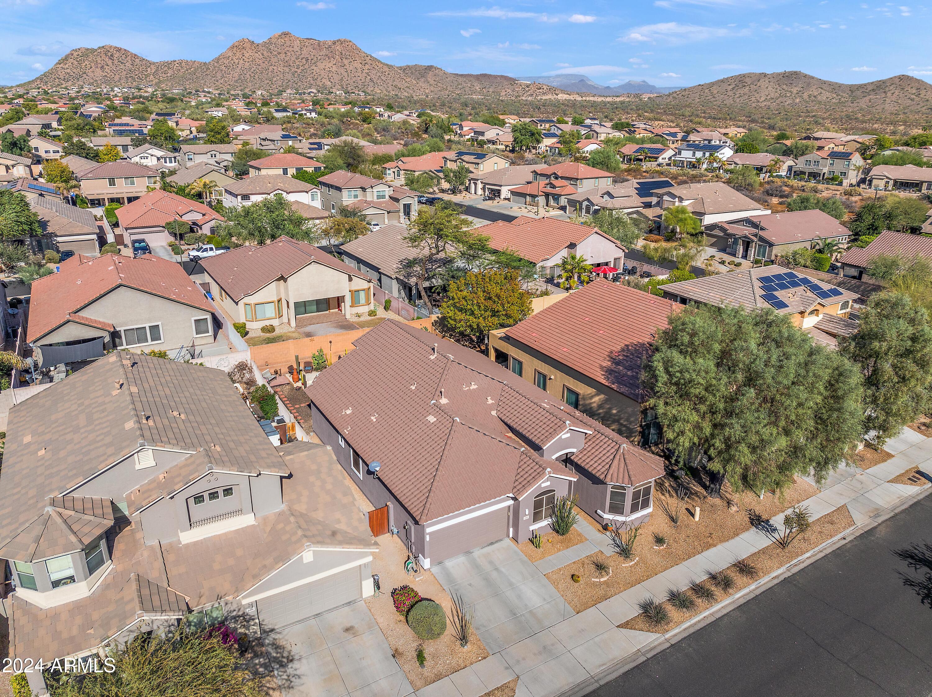 2412 W CRIMSON Terrace