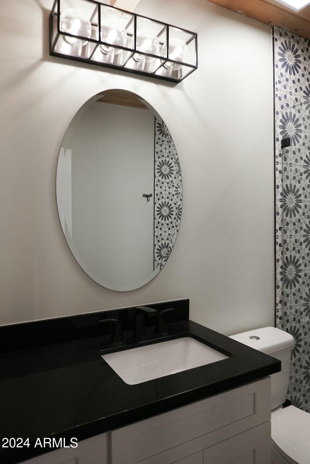 6237 E Pinchot Avenue