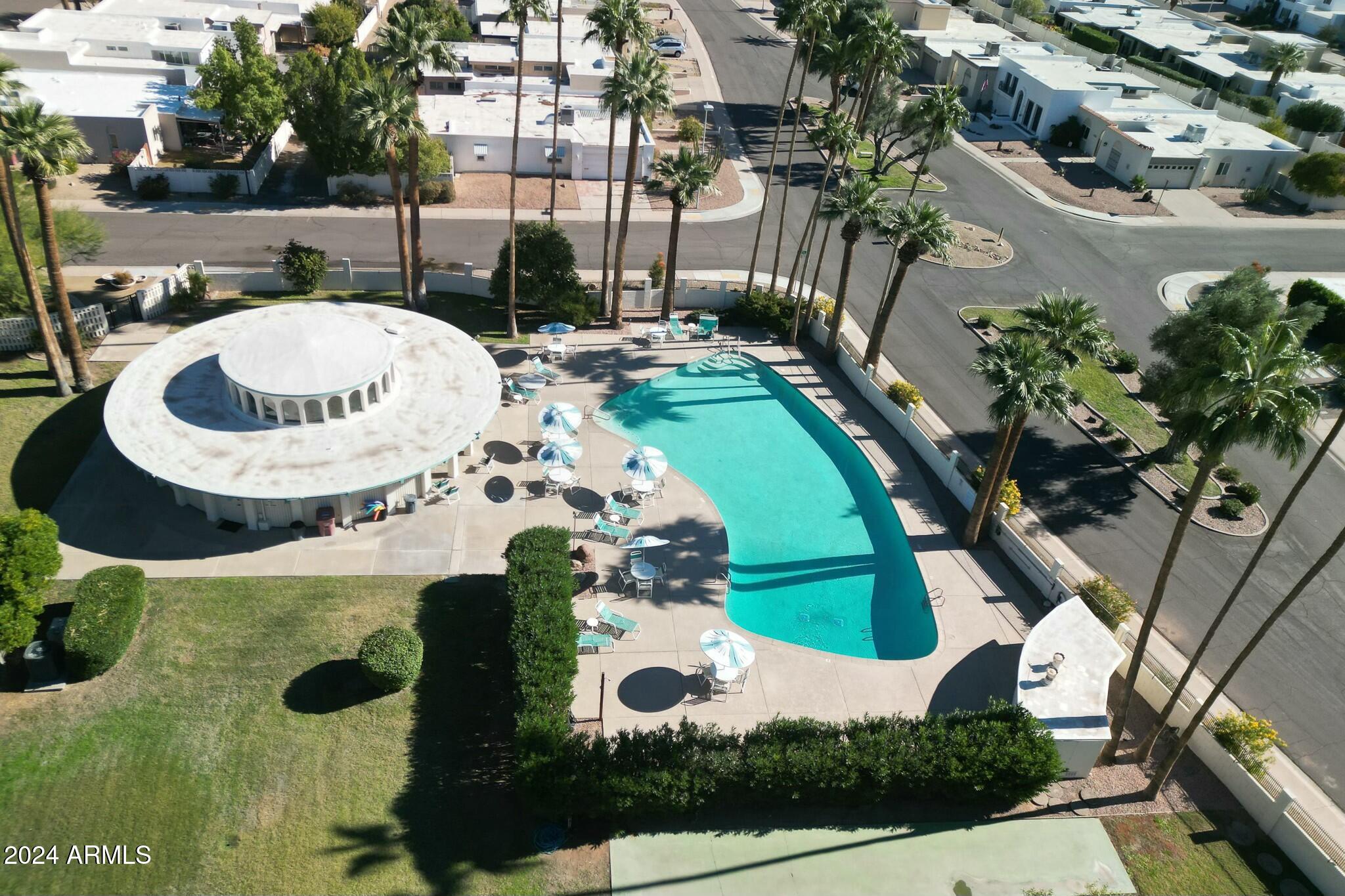 6237 E Pinchot Avenue