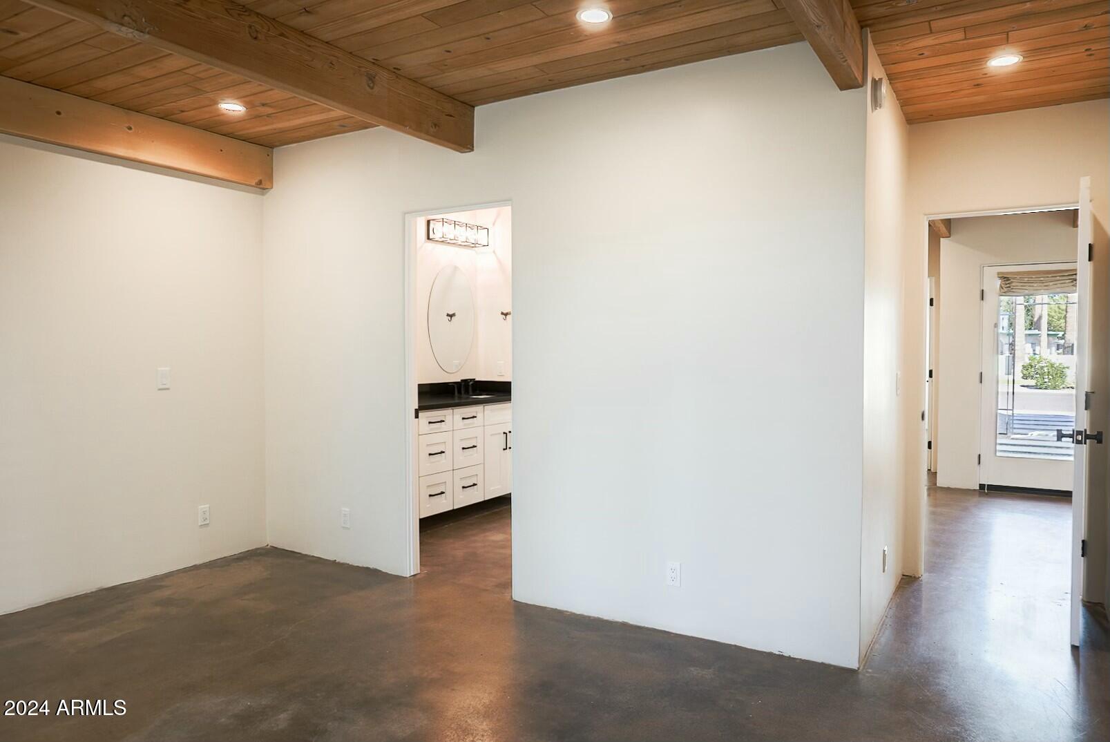 6237 E Pinchot Avenue