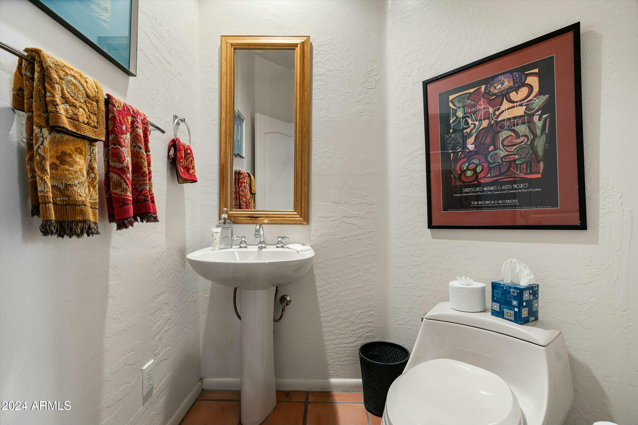 6711 E CAMELBACK Road 66