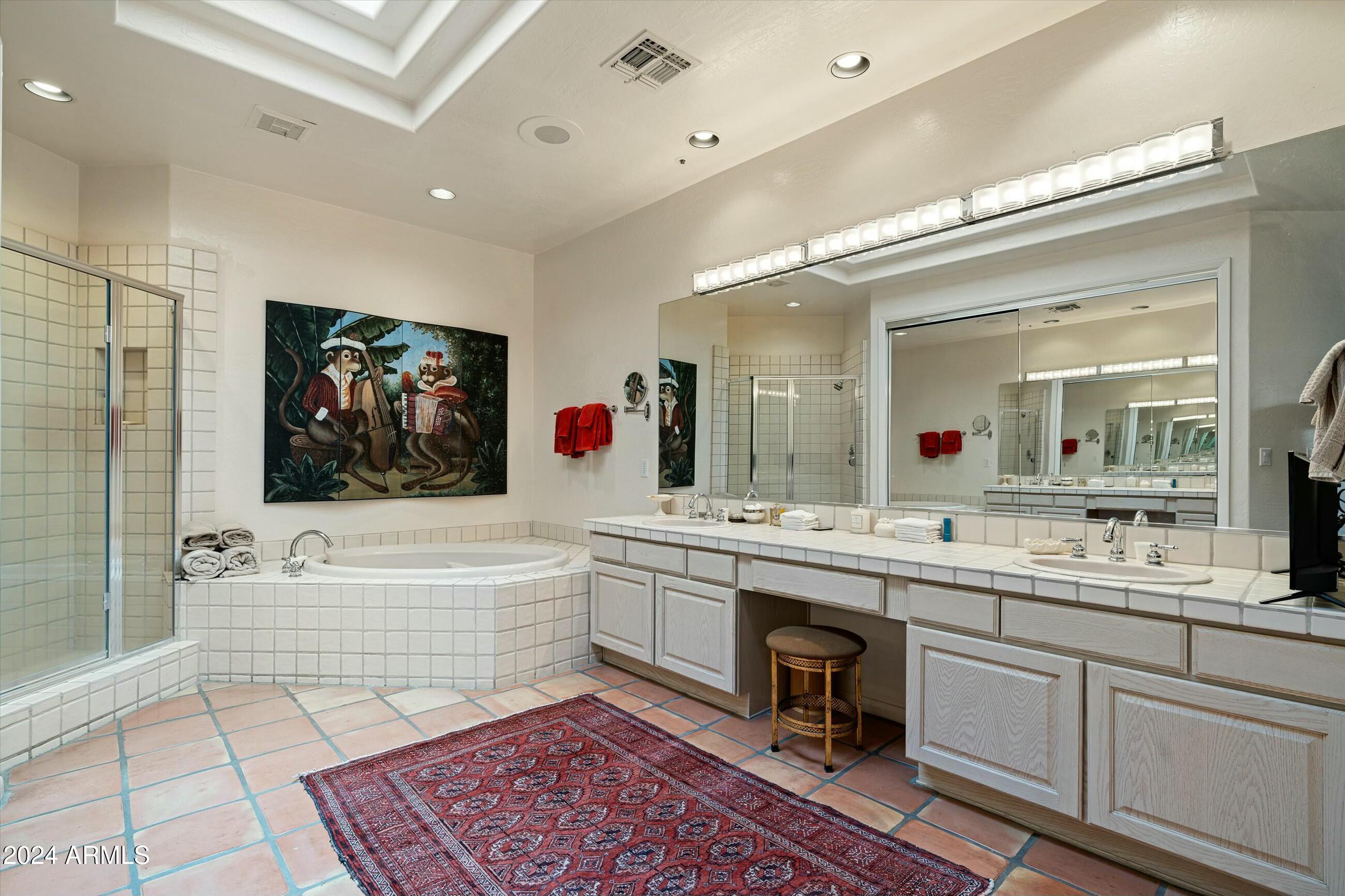 6711 E CAMELBACK Road 66