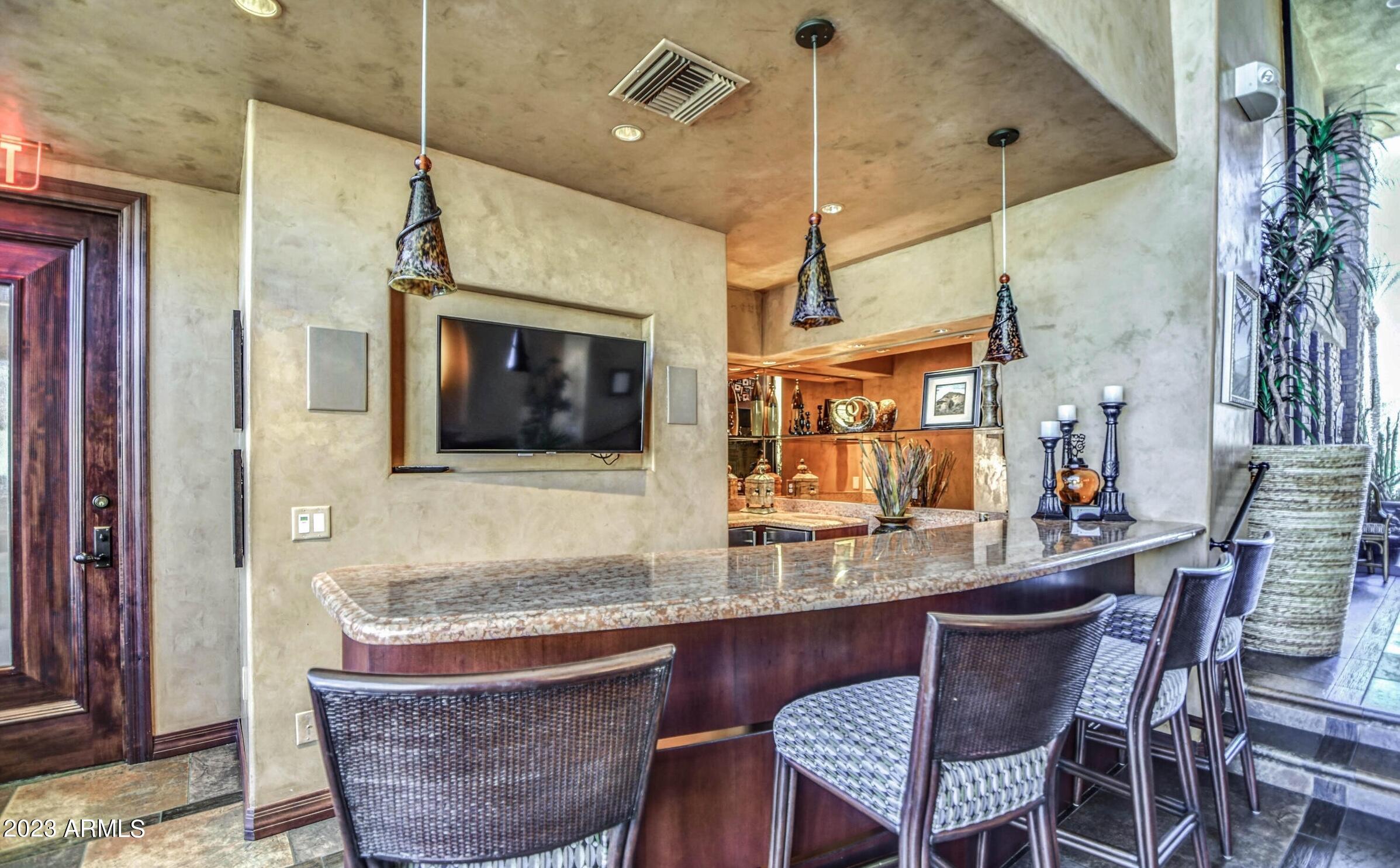 6900 E PRINCESS Drive 1140