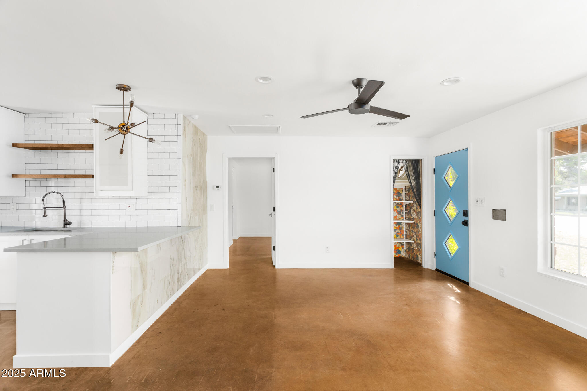 3634 E PICCADILLY Road