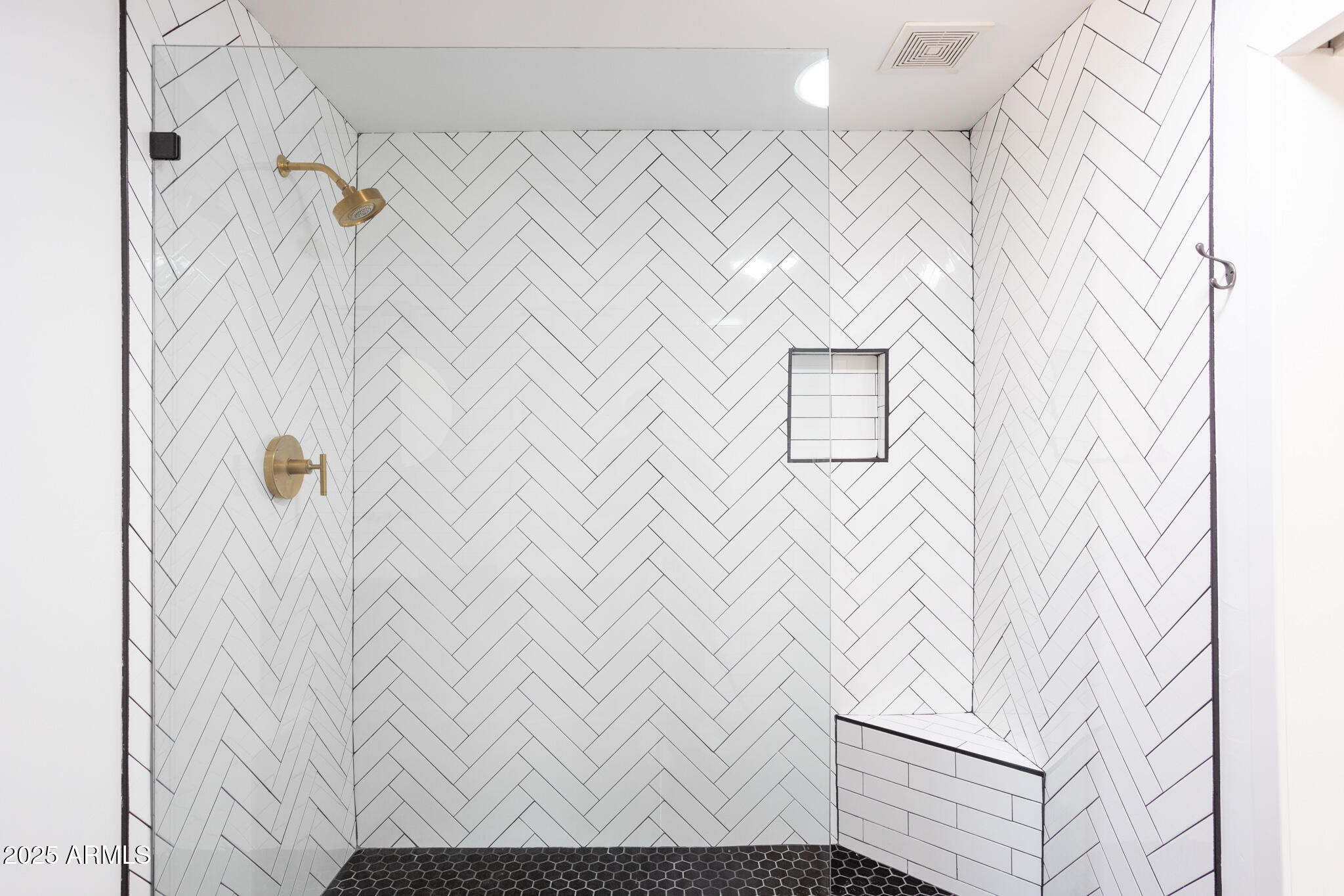 3634 E PICCADILLY Road