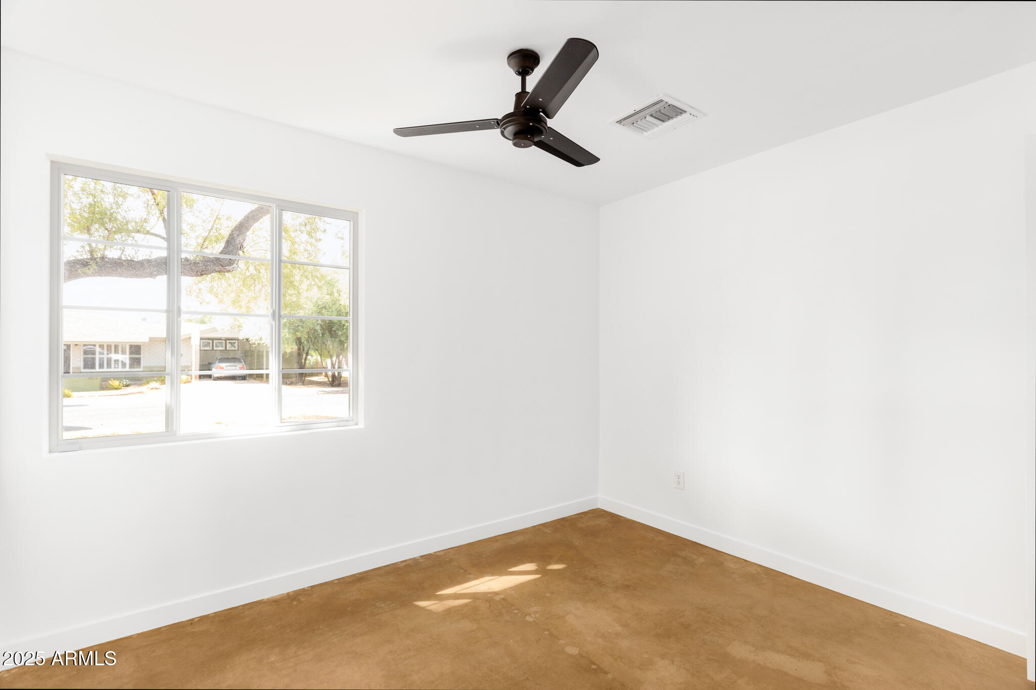 3634 E PICCADILLY Road